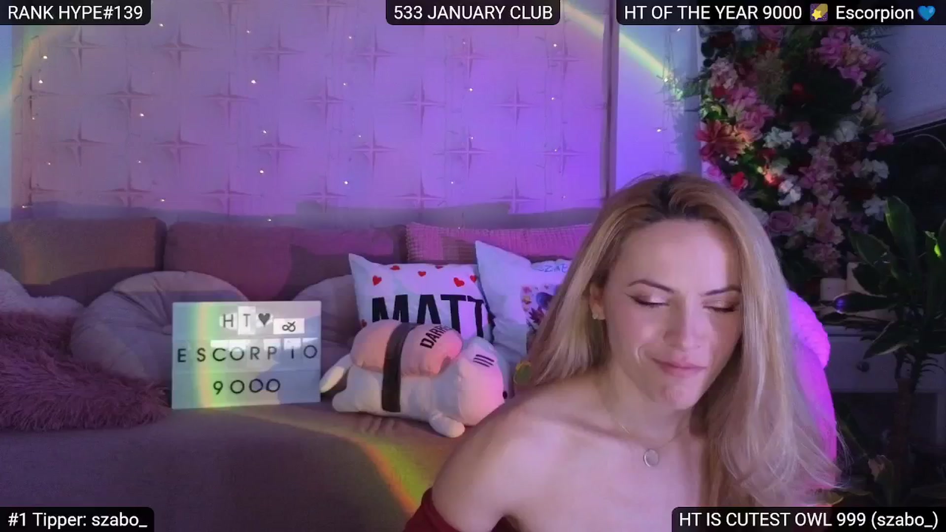 Gallery image thumbnail from Sensationowl_'s myfreecams stream on, 01/19/2025, 07:07 image 9 of 20
