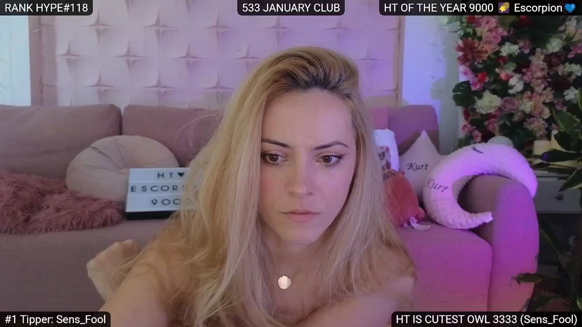 Gallery image thumbnail from Sensationowl_'s myfreecams stream on, 01/19/2025, 08:19 image 11 of 20