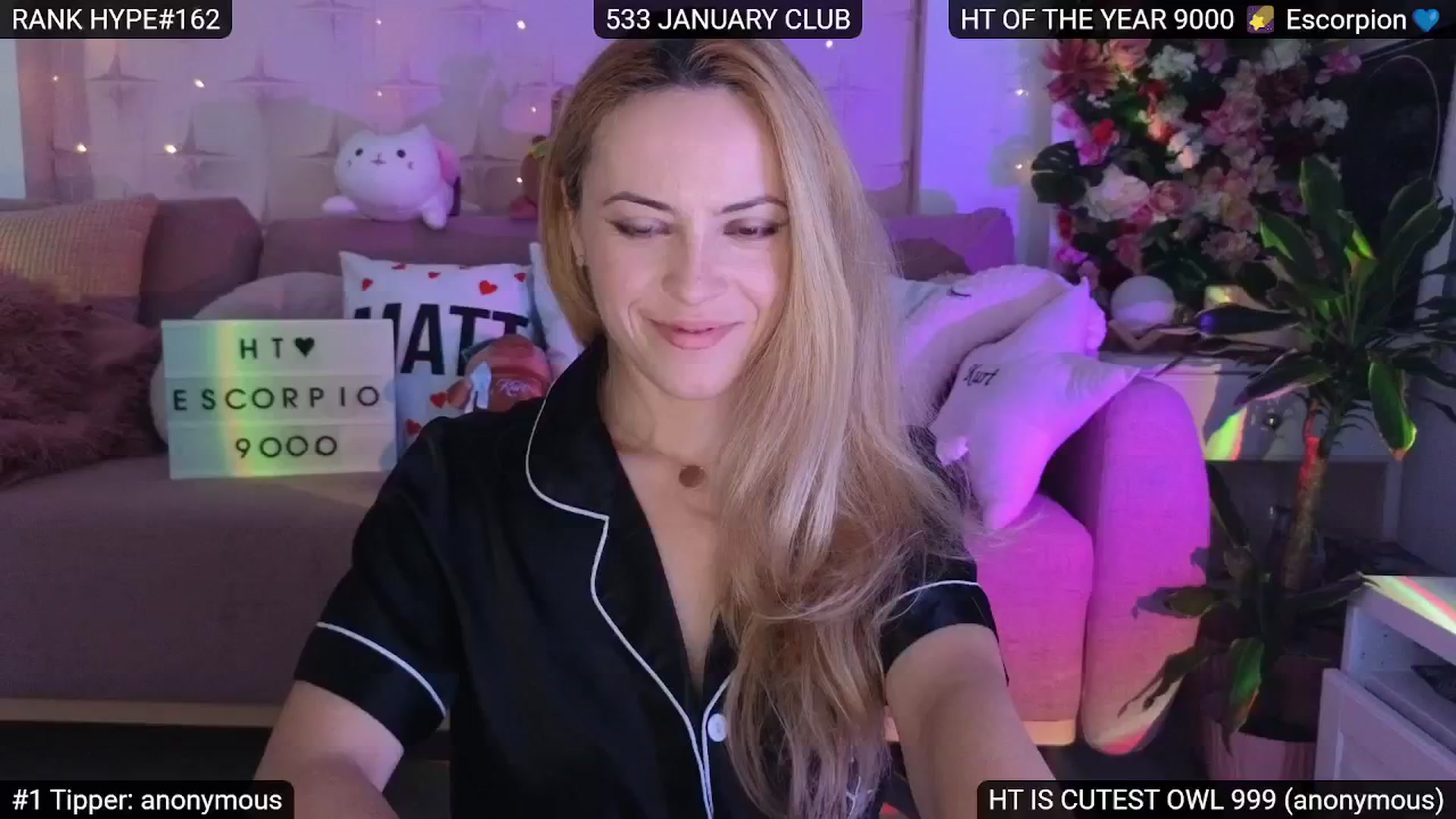Gallery image thumbnail from Sensationowl_'s myfreecams stream on, 01/24/2025, 09:01 image 8 of 20