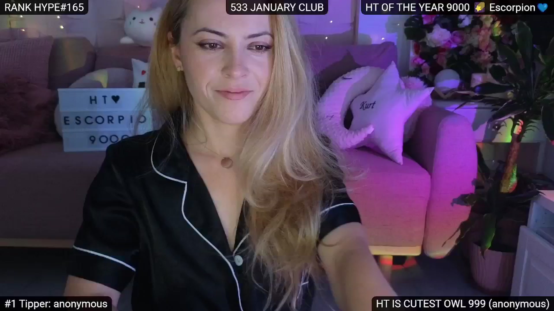 Gallery image thumbnail from Sensationowl_'s myfreecams stream on, 01/24/2025, 09:01 image 5 of 20
