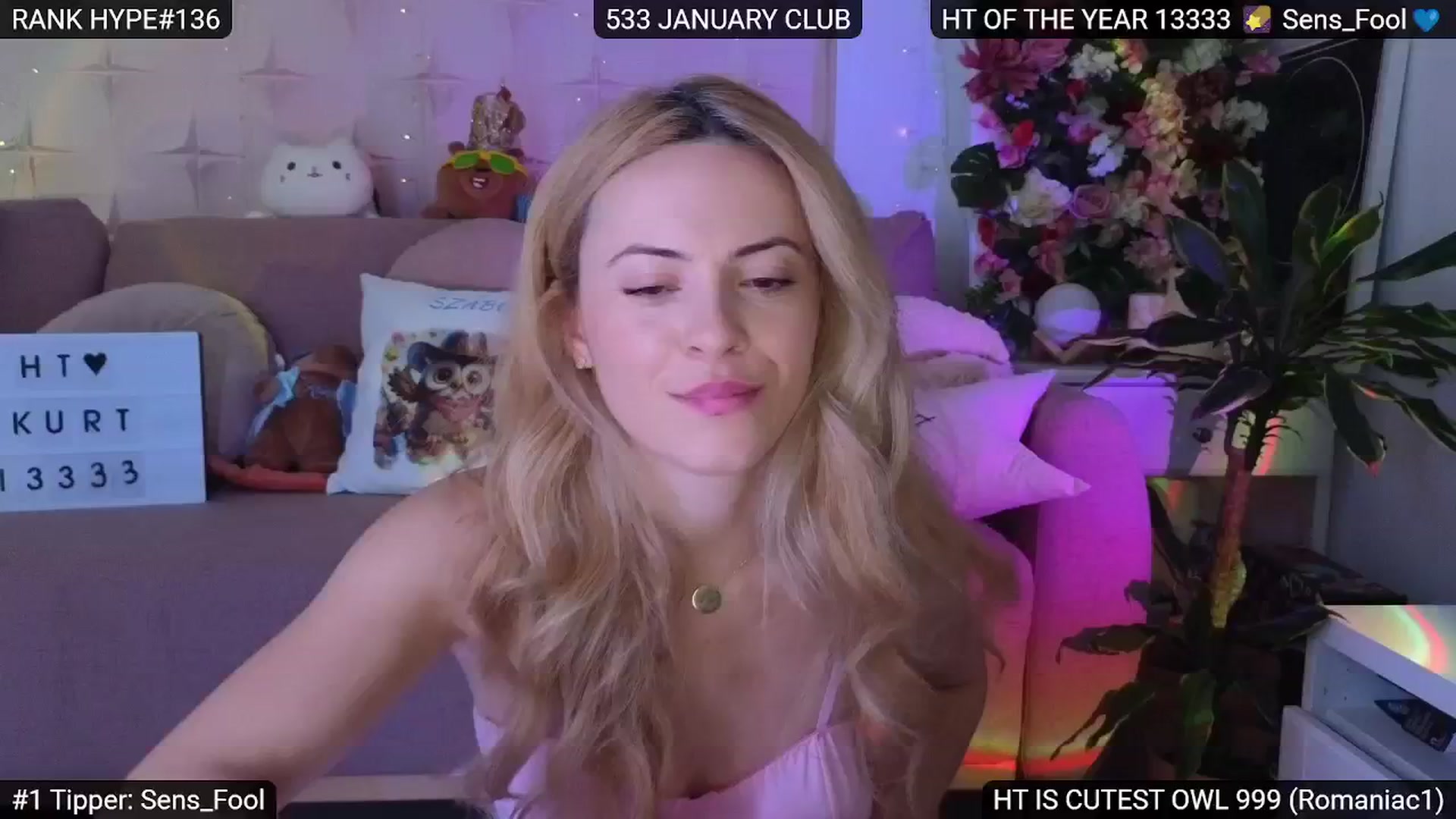 Gallery image thumbnail from Sensationowl_'s myfreecams stream on, 01/25/2025, 09:57 image 13 of 20