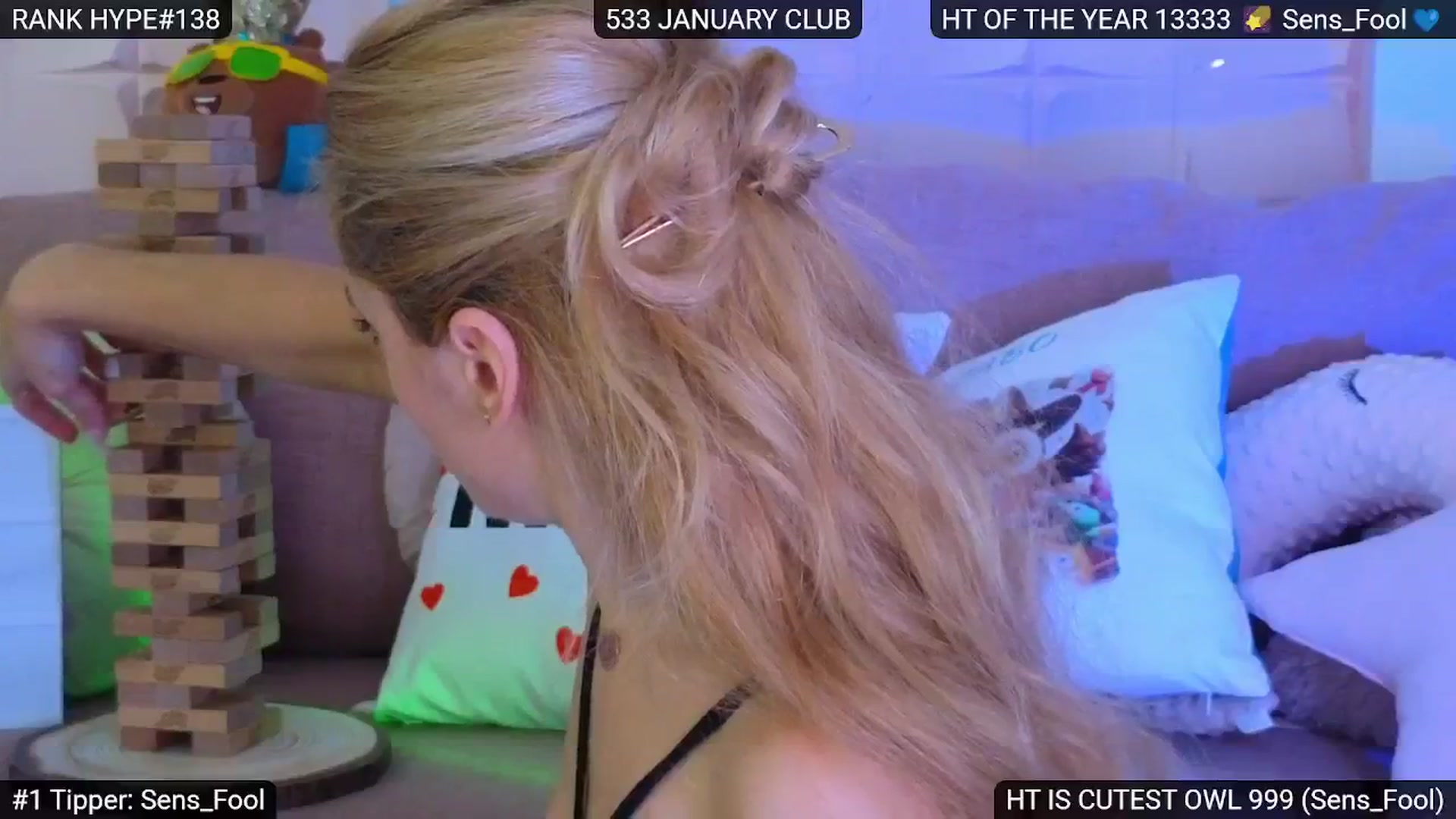 Gallery image thumbnail from Sensationowl_'s myfreecams stream on, 01/26/2025, 08:43 image 11 of 20