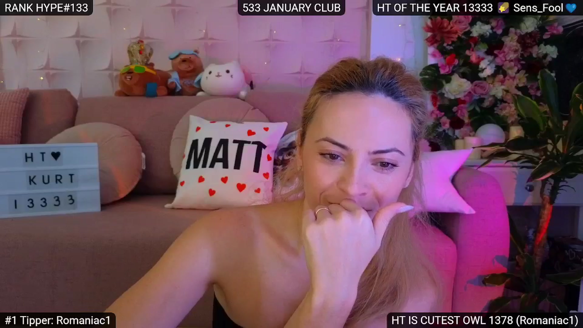 Gallery image thumbnail from Sensationowl_'s myfreecams stream on, 01/26/2025, 08:43 image 18 of 20