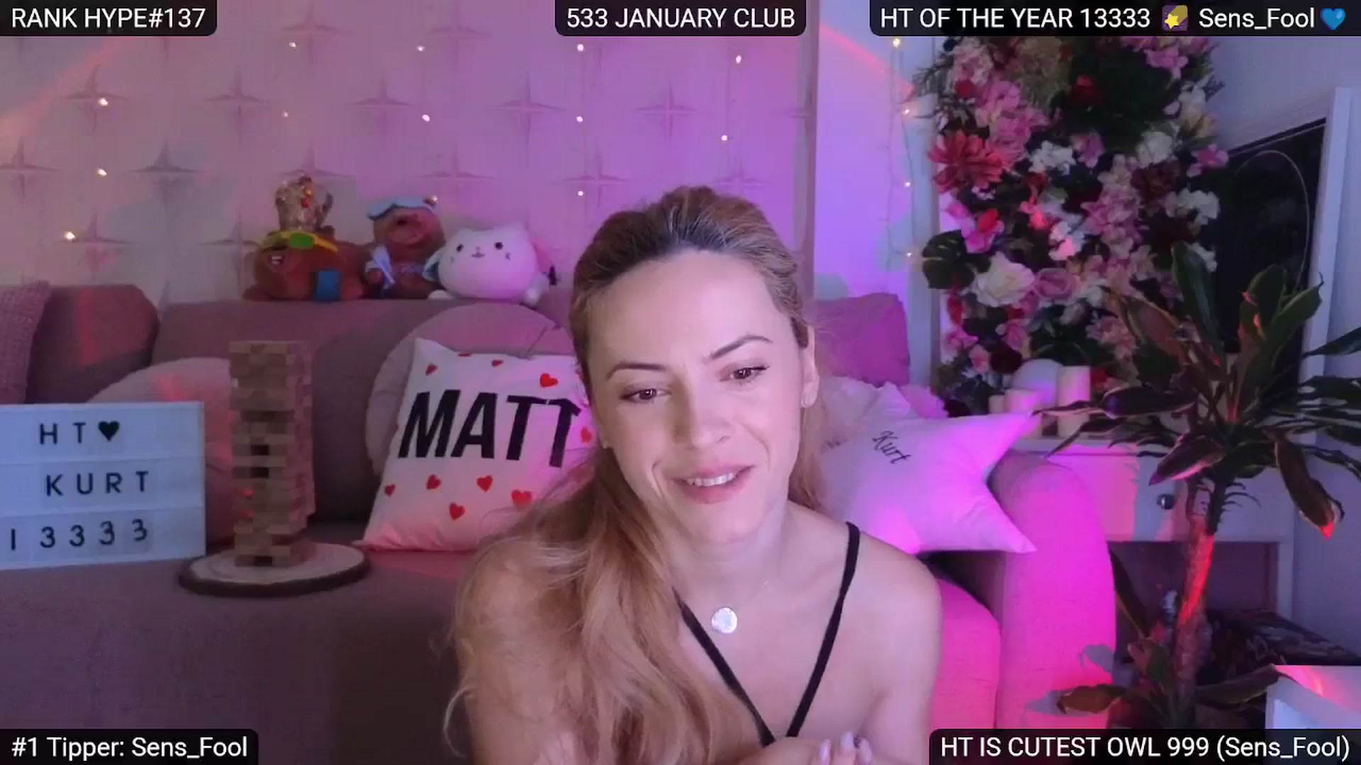 Gallery image thumbnail from Sensationowl_'s myfreecams stream on, 01/26/2025, 08:43 image 7 of 20