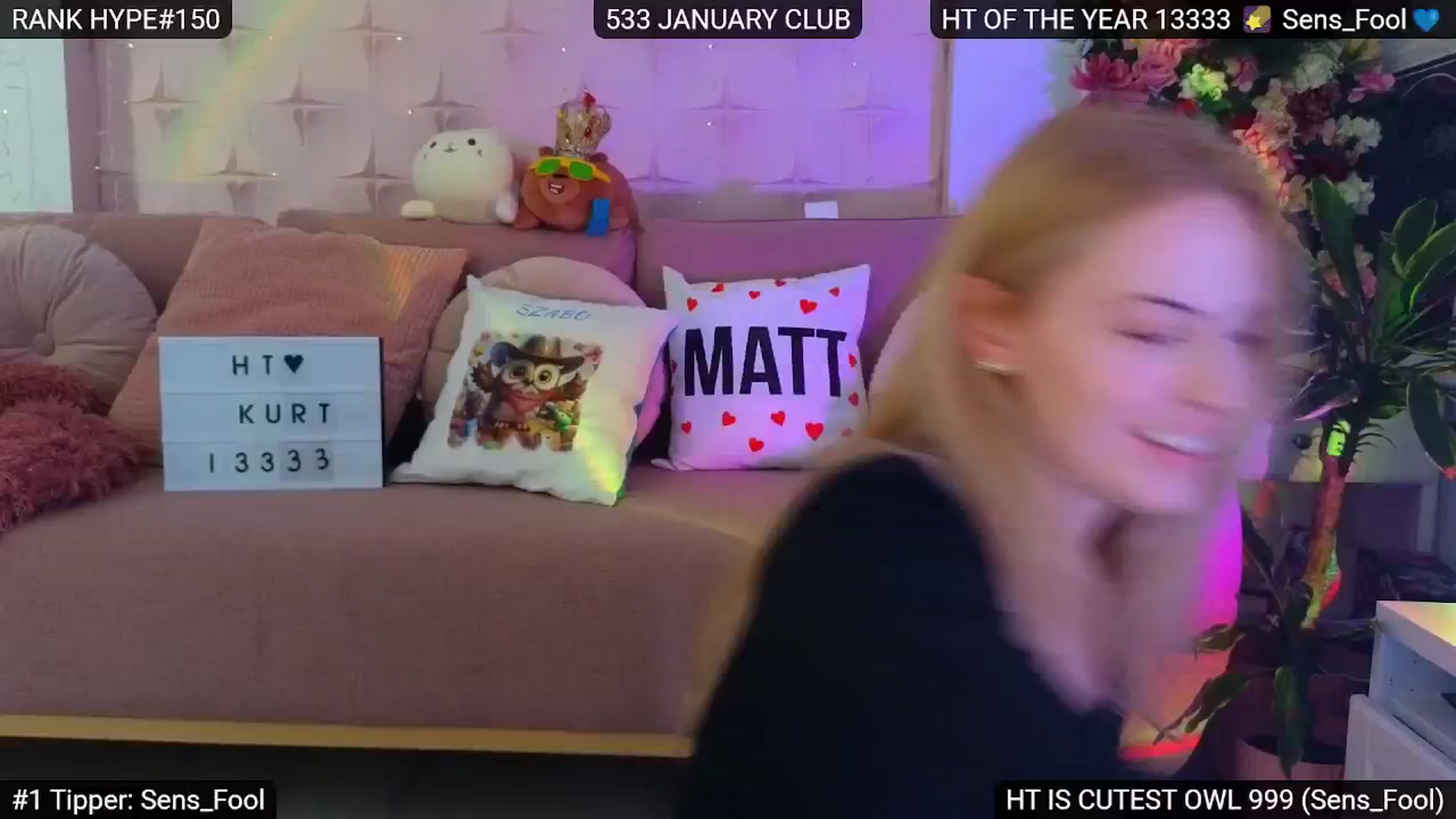 Gallery image thumbnail from Sensationowl_'s myfreecams stream on, 01/31/2025, 08:55 image 12 of 20