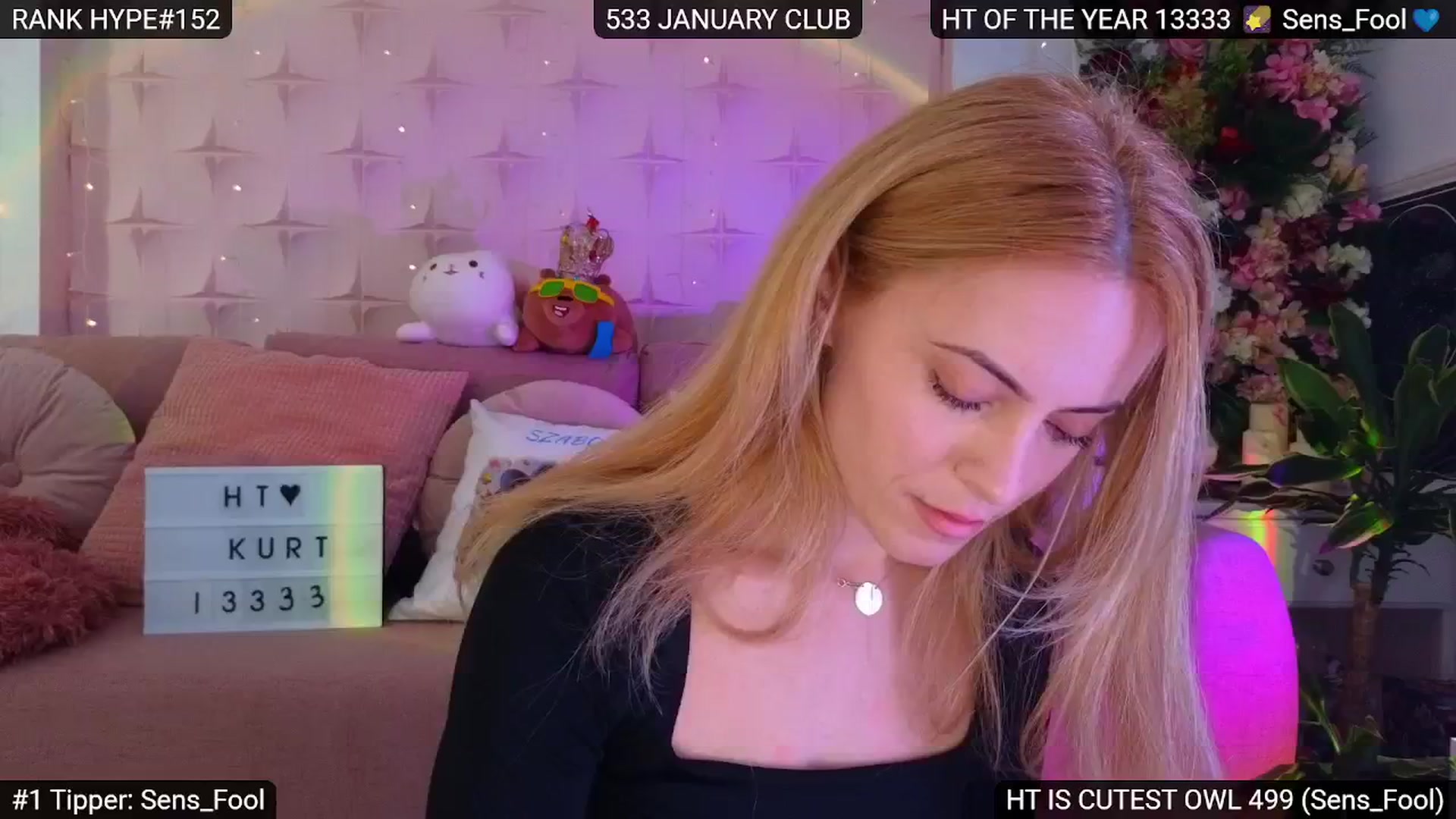 Gallery image thumbnail from Sensationowl_'s myfreecams stream on, 01/31/2025, 08:55 image 4 of 20