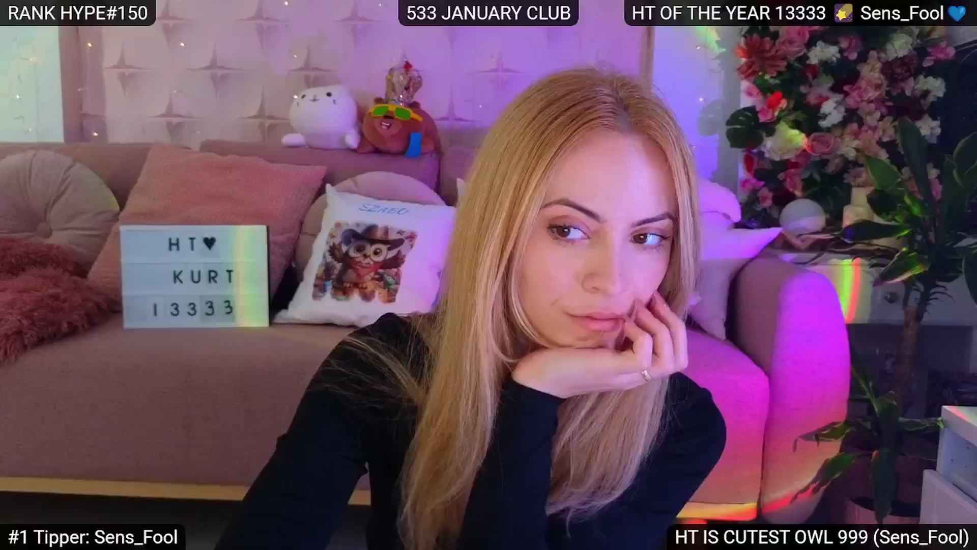 Gallery image thumbnail from Sensationowl_'s myfreecams stream on, 01/31/2025, 08:55 image 11 of 20
