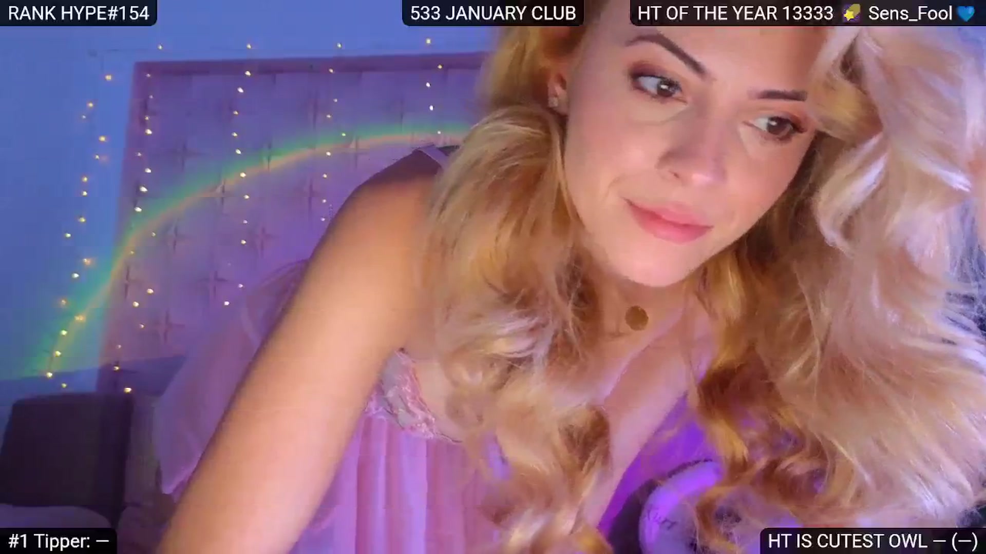 Gallery image thumbnail from Sensationowl_'s myfreecams stream on, 02/01/2025, 05:55 image 16 of 20