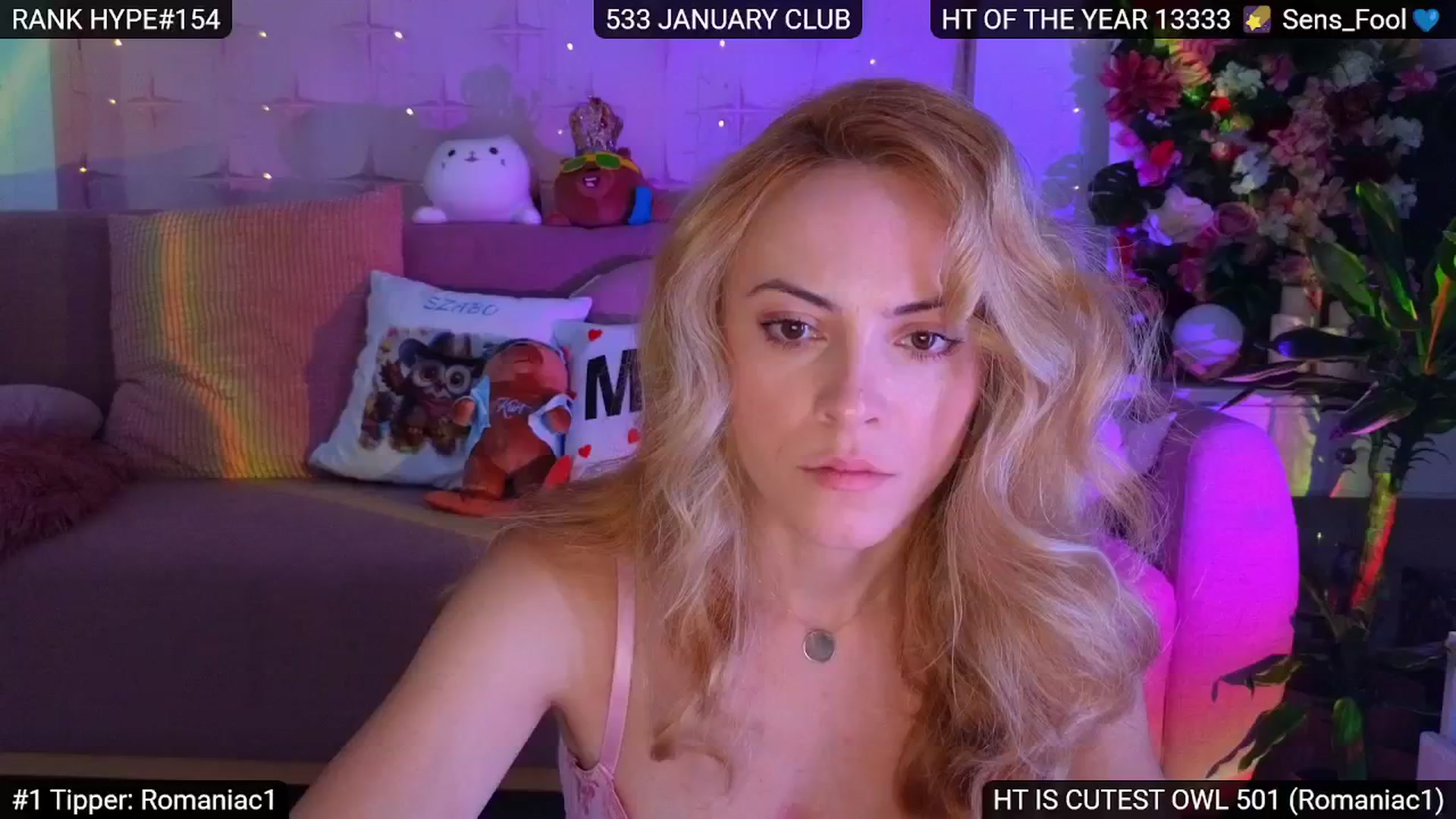 Gallery image thumbnail from Sensationowl_'s myfreecams stream on, 02/01/2025, 07:11 image 9 of 20
