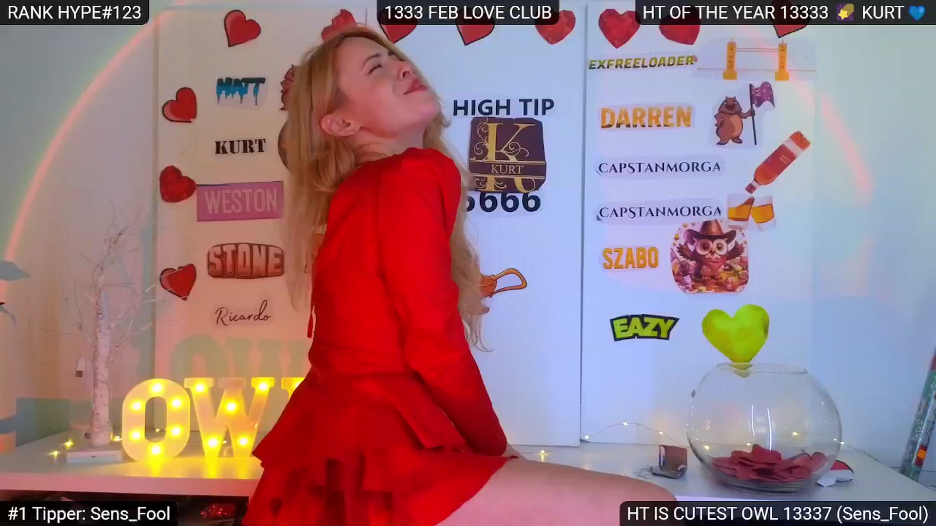 Gallery image thumbnail from Sensationowl_'s myfreecams stream on, 02/15/2025, 07:52 image 11 of 20