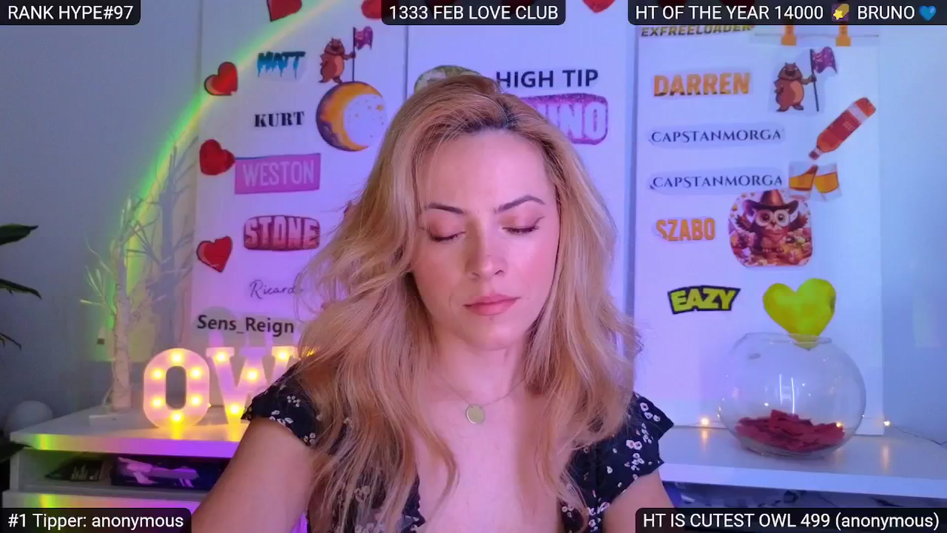 Gallery image thumbnail from Sensationowl_'s myfreecams stream on, 02/22/2025, 07:46 image 5 of 20