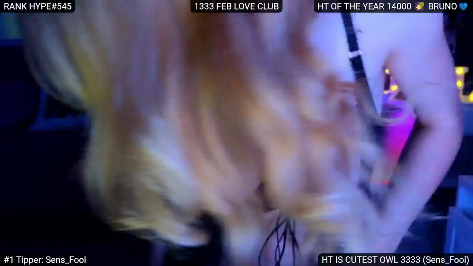 Gallery image thumbnail from Sensationowl_'s myfreecams stream on, 04/04/2025, 08:35 image 15 of 20