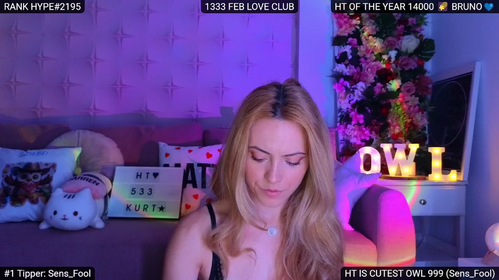 Gallery image thumbnail from Sensationowl_'s myfreecams stream on, 04/04/2025, 08:35 image 1 of 20