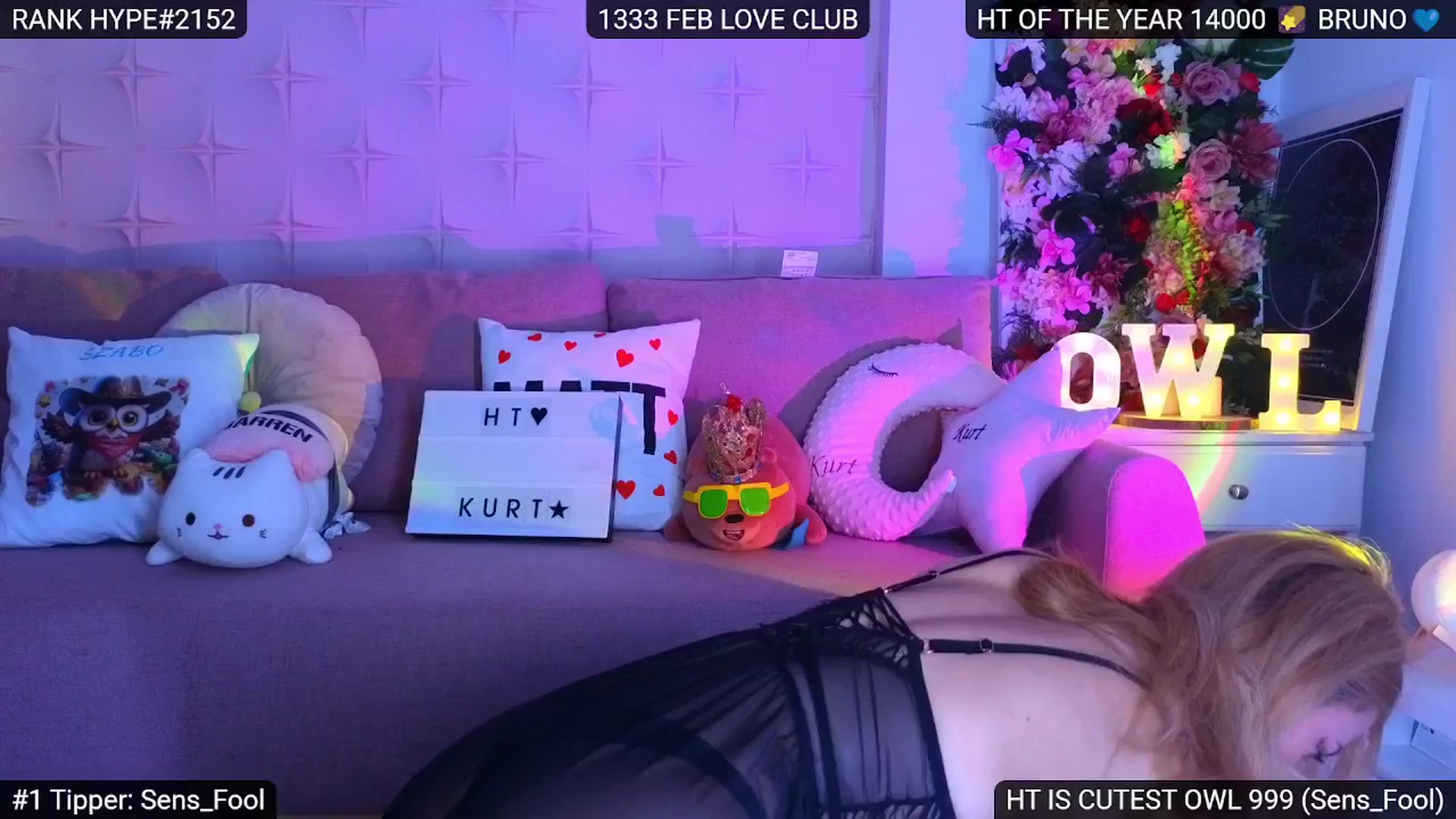 Gallery image thumbnail from Sensationowl_'s myfreecams stream on, 04/04/2025, 08:35 image 2 of 20