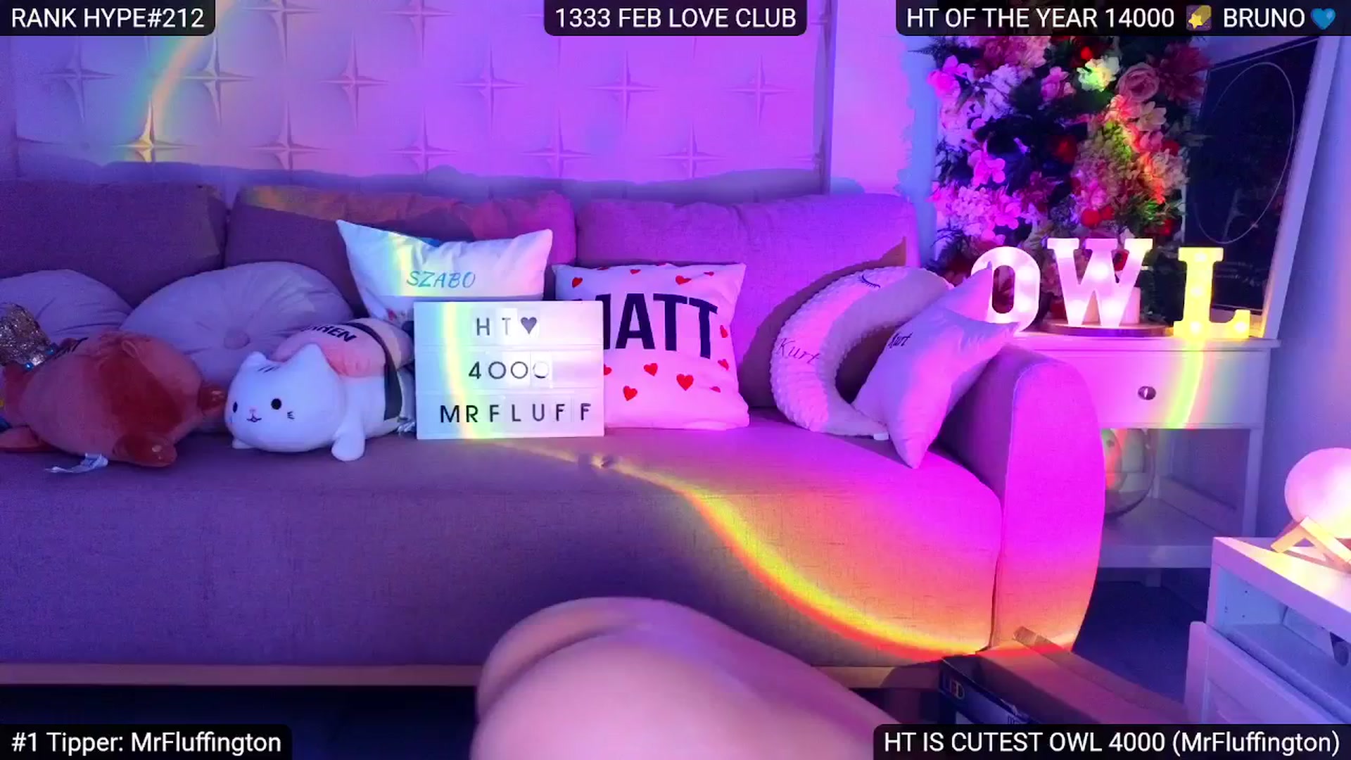 Gallery image thumbnail from Sensationowl_'s myfreecams stream on, 04/05/2025, 09:12 image 14 of 20