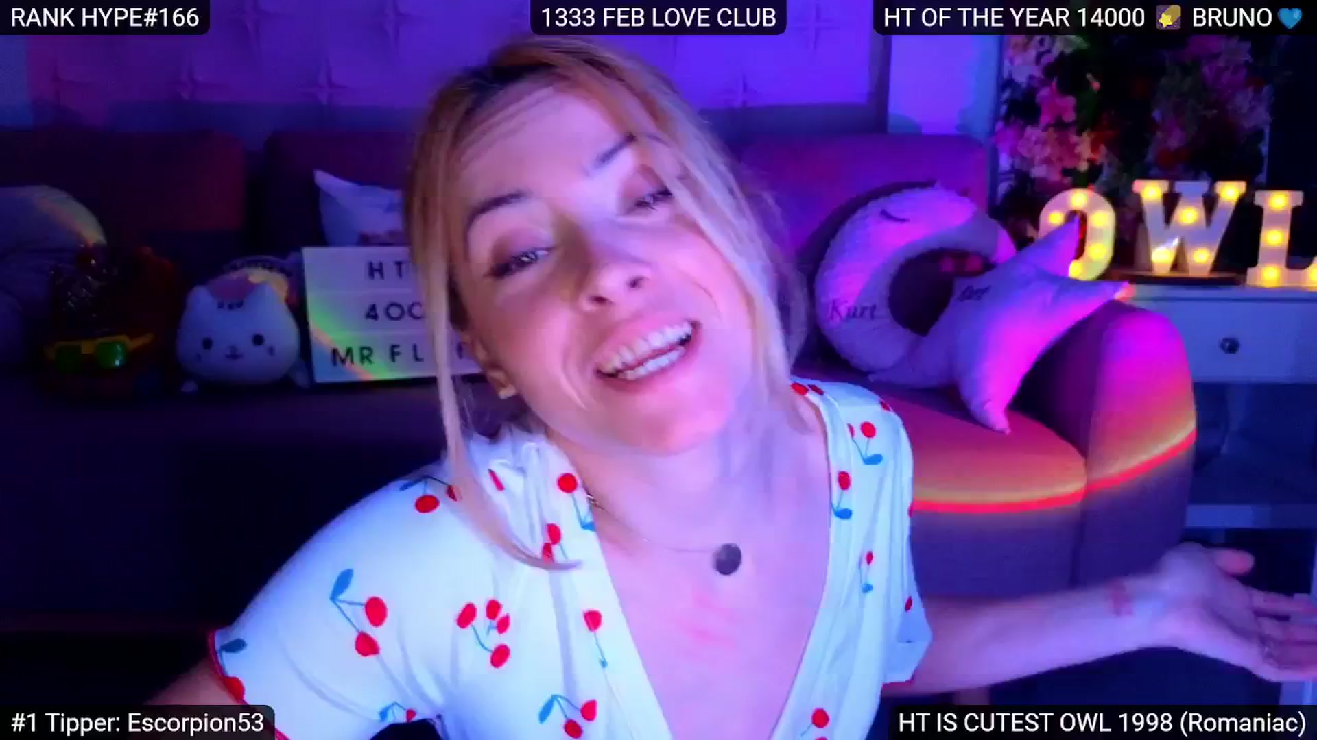 Gallery image thumbnail from Sensationowl_'s myfreecams stream on, 04/06/2025, 08:32 image 14 of 20