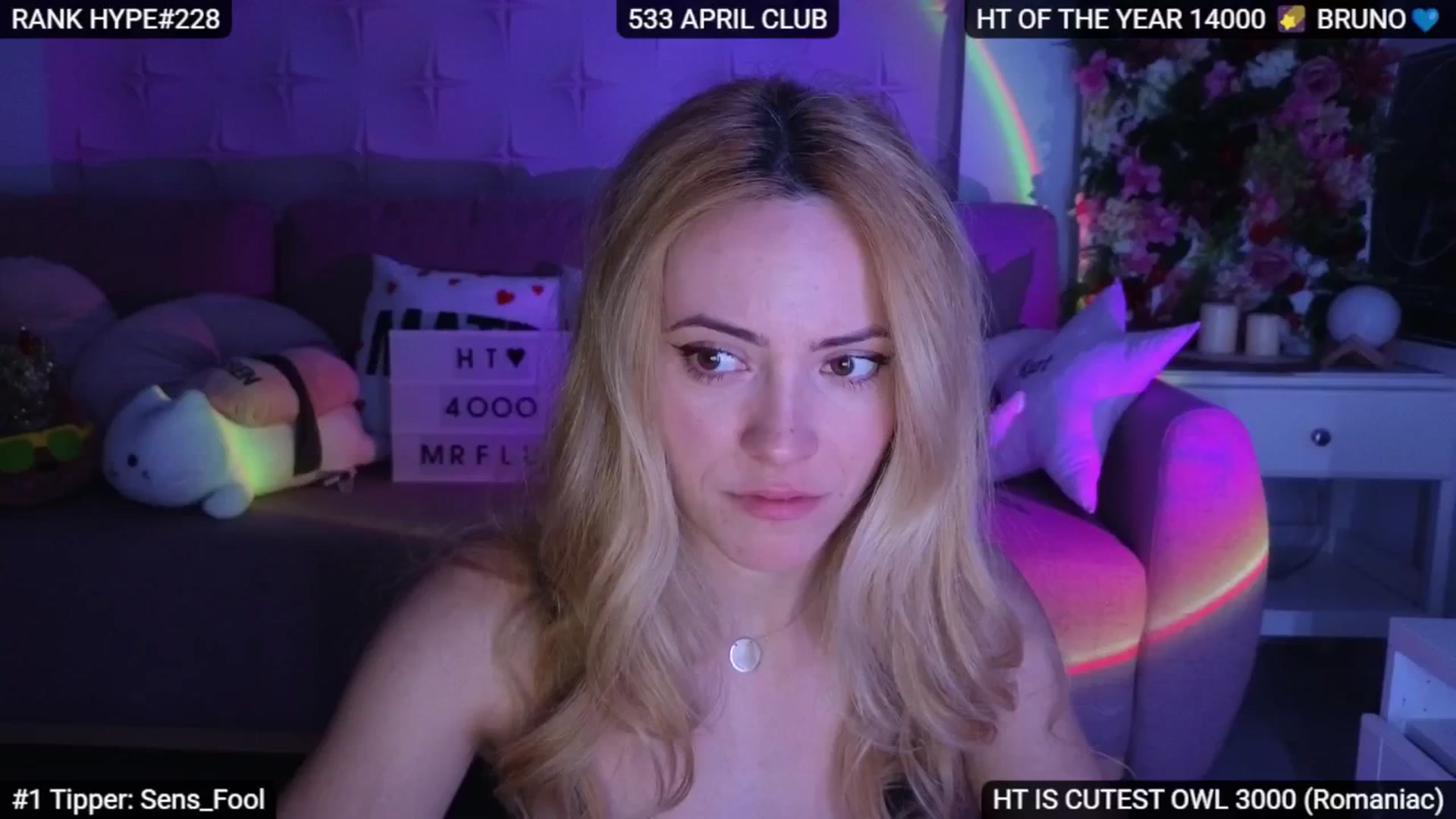 Gallery image thumbnail from Sensationowl_'s myfreecams stream on, 04/11/2025, 07:19 image 5 of 20