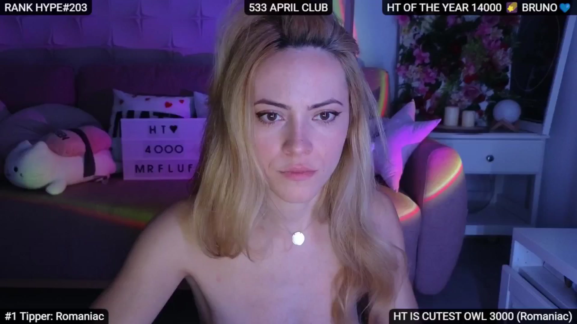 Gallery image thumbnail from Sensationowl_'s myfreecams stream on, 04/11/2025, 07:19 image 12 of 20