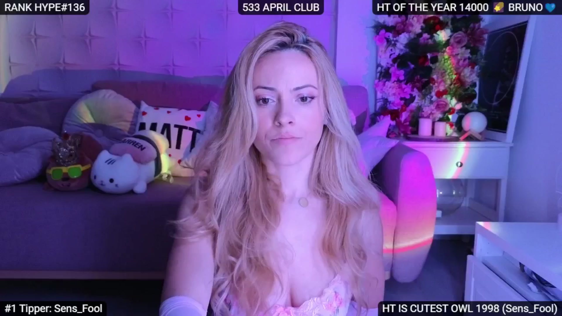 Gallery image thumbnail from Sensationowl_'s myfreecams stream on, 04/13/2025, 09:17 image 15 of 20