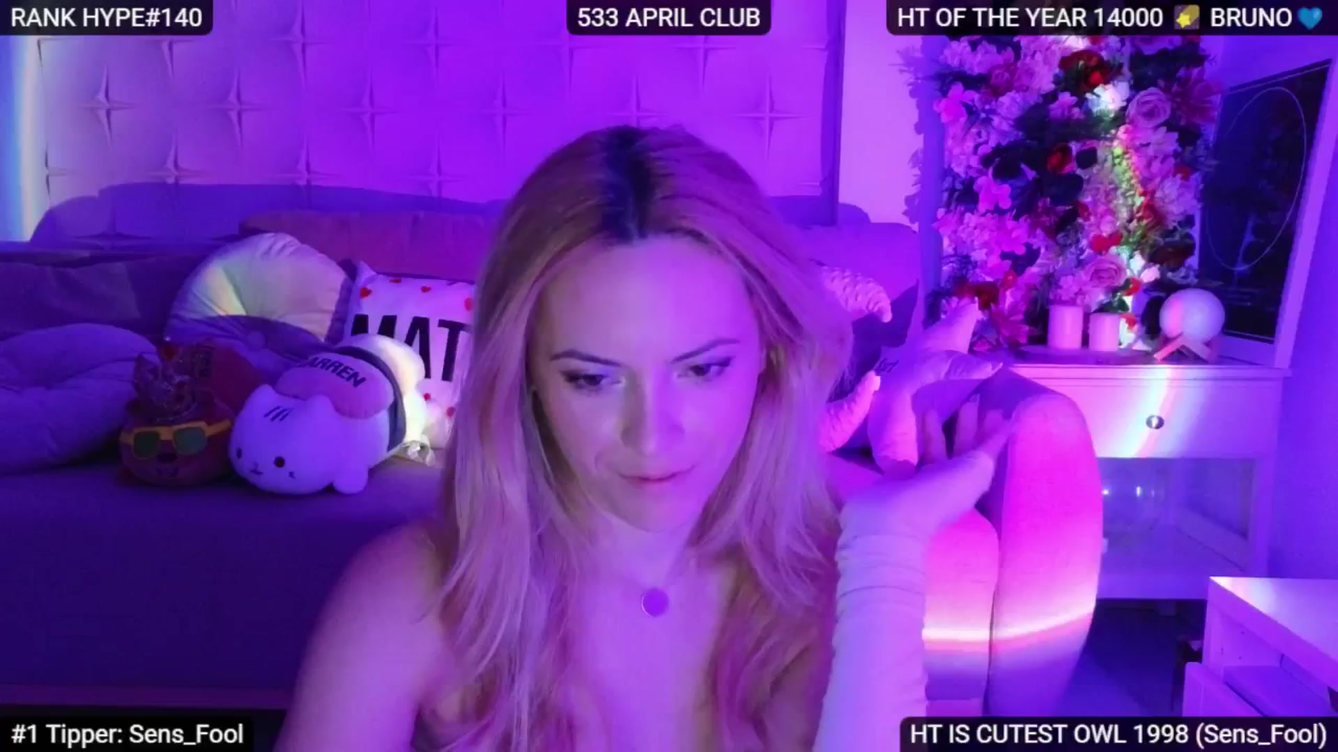 Gallery image thumbnail from Sensationowl_'s myfreecams stream on, 04/13/2025, 09:17 image 10 of 20
