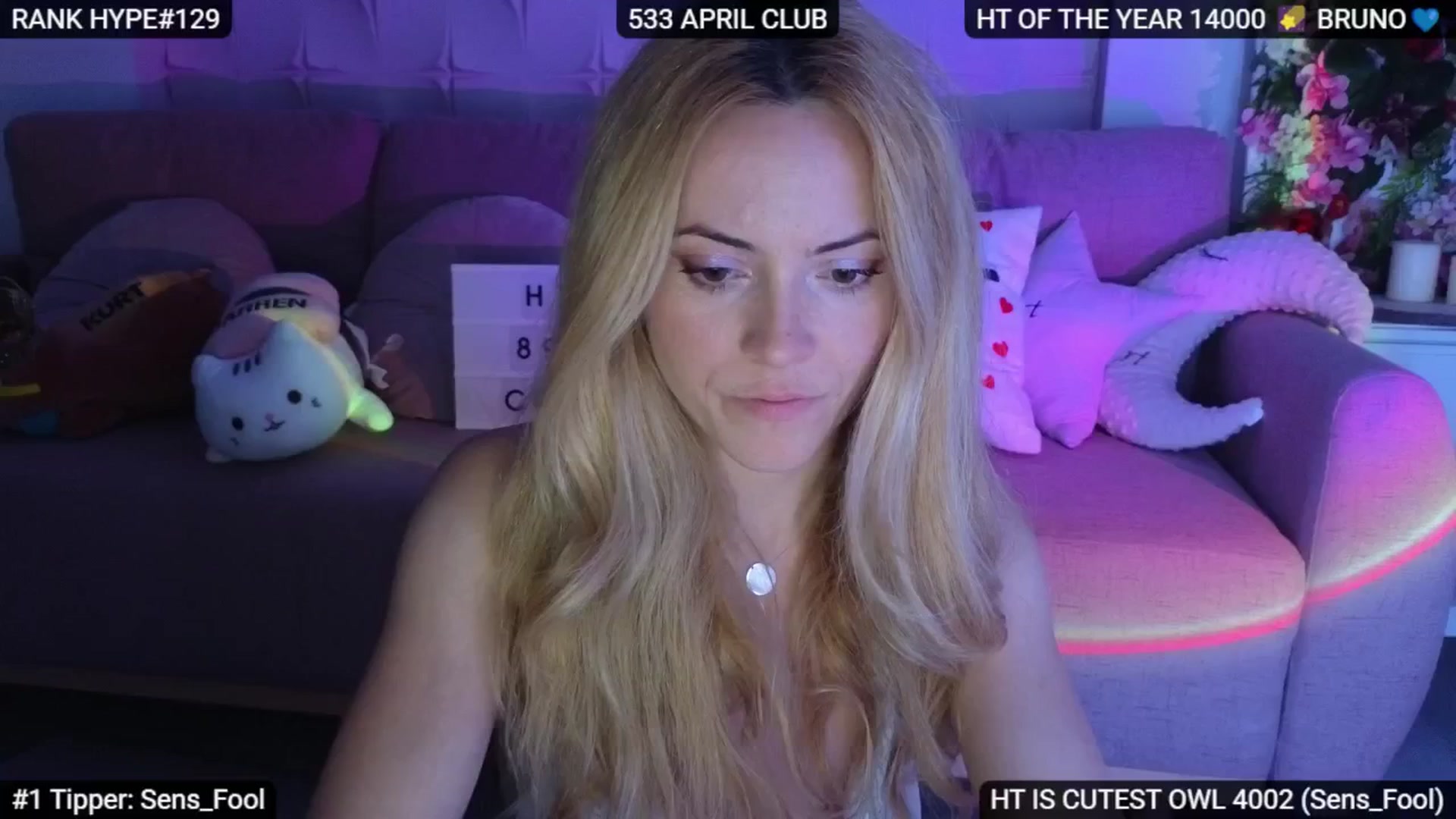 Gallery image thumbnail from Sensationowl_'s myfreecams stream on, 04/18/2025, 08:49 image 20 of 20