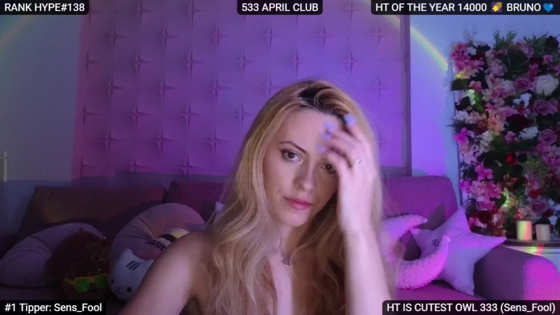 Gallery image thumbnail from Sensationowl_'s myfreecams stream on, 04/19/2025, 04:22 image 18 of 20