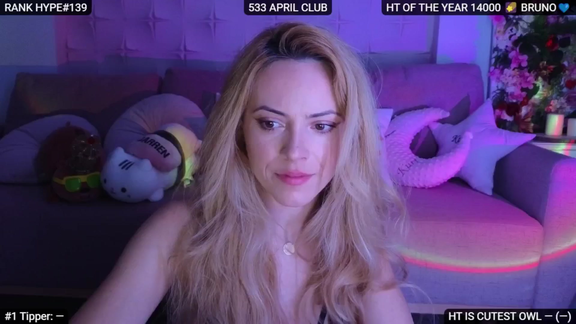 Gallery image thumbnail from Sensationowl_'s myfreecams stream on, 04/19/2025, 04:22 image 15 of 20