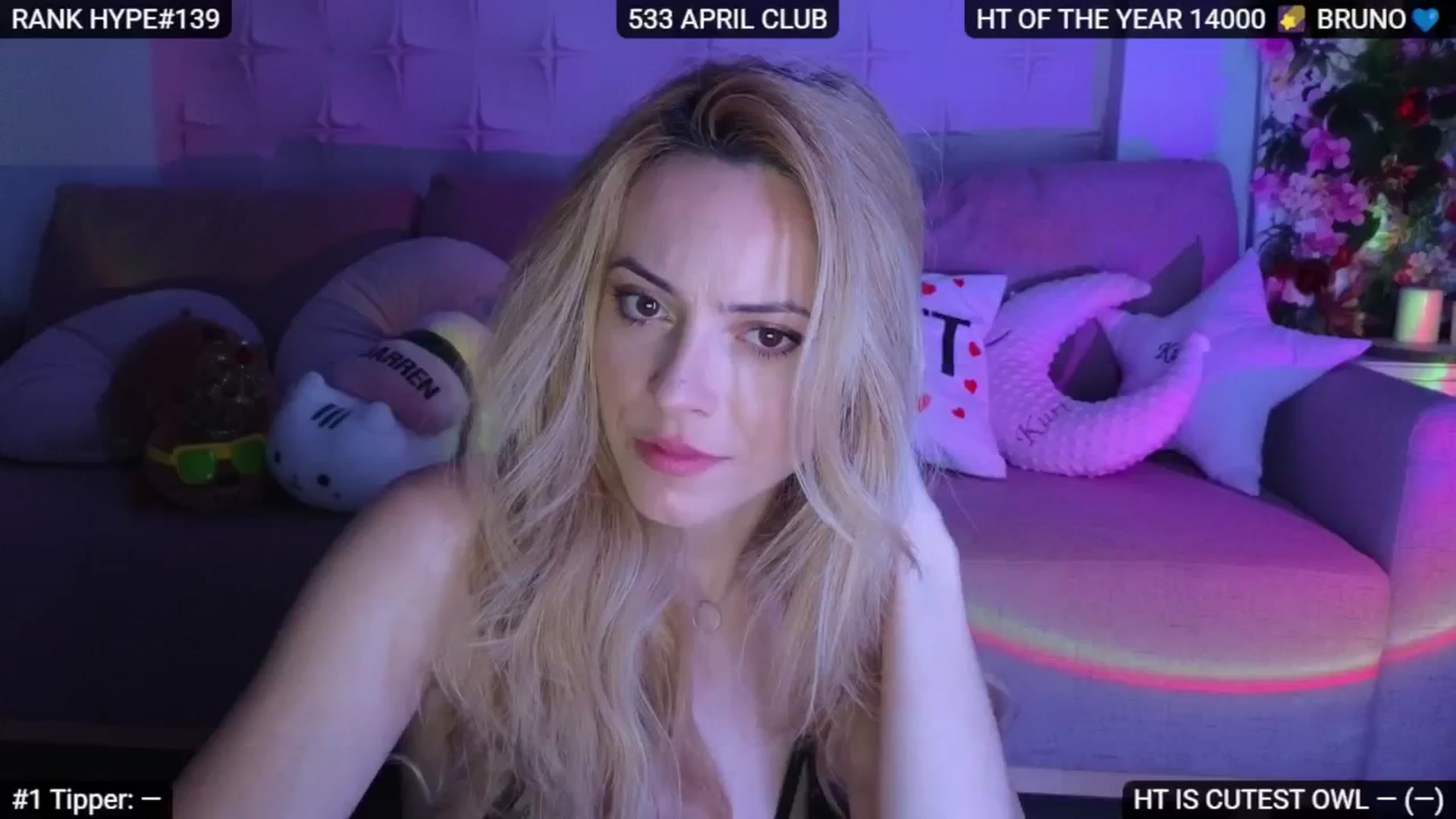 Gallery image thumbnail from Sensationowl_'s myfreecams stream on, 04/19/2025, 04:22 image 8 of 20