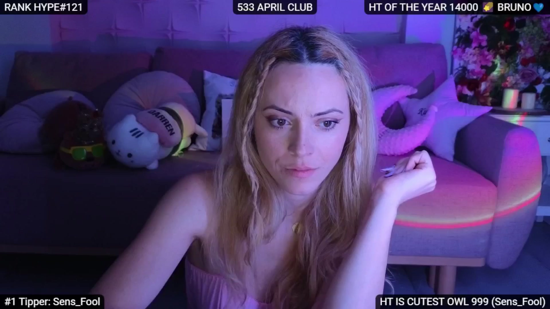 Gallery image thumbnail from Sensationowl_'s myfreecams stream on, 04/19/2025, 08:14 image 19 of 20