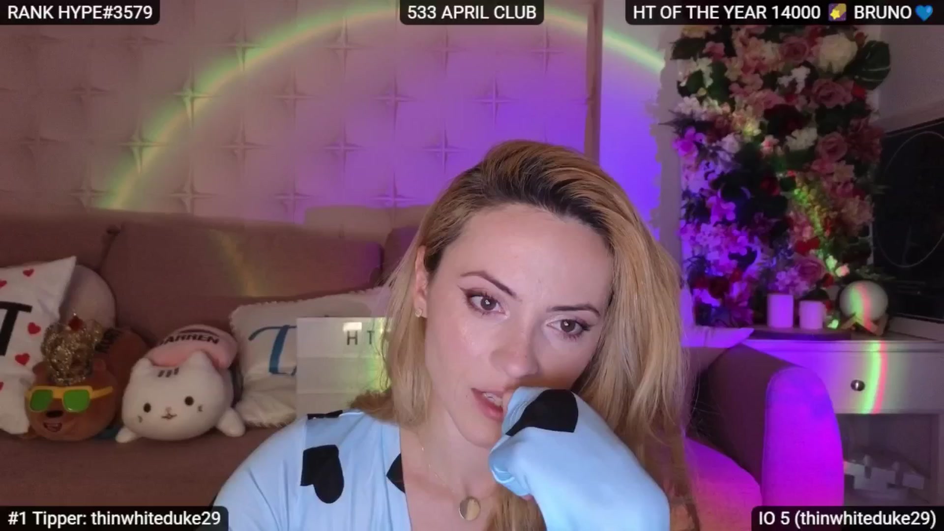 Gallery image thumbnail from Sensationowl_'s myfreecams stream on, 05/02/2025, 05:24 image 10 of 20