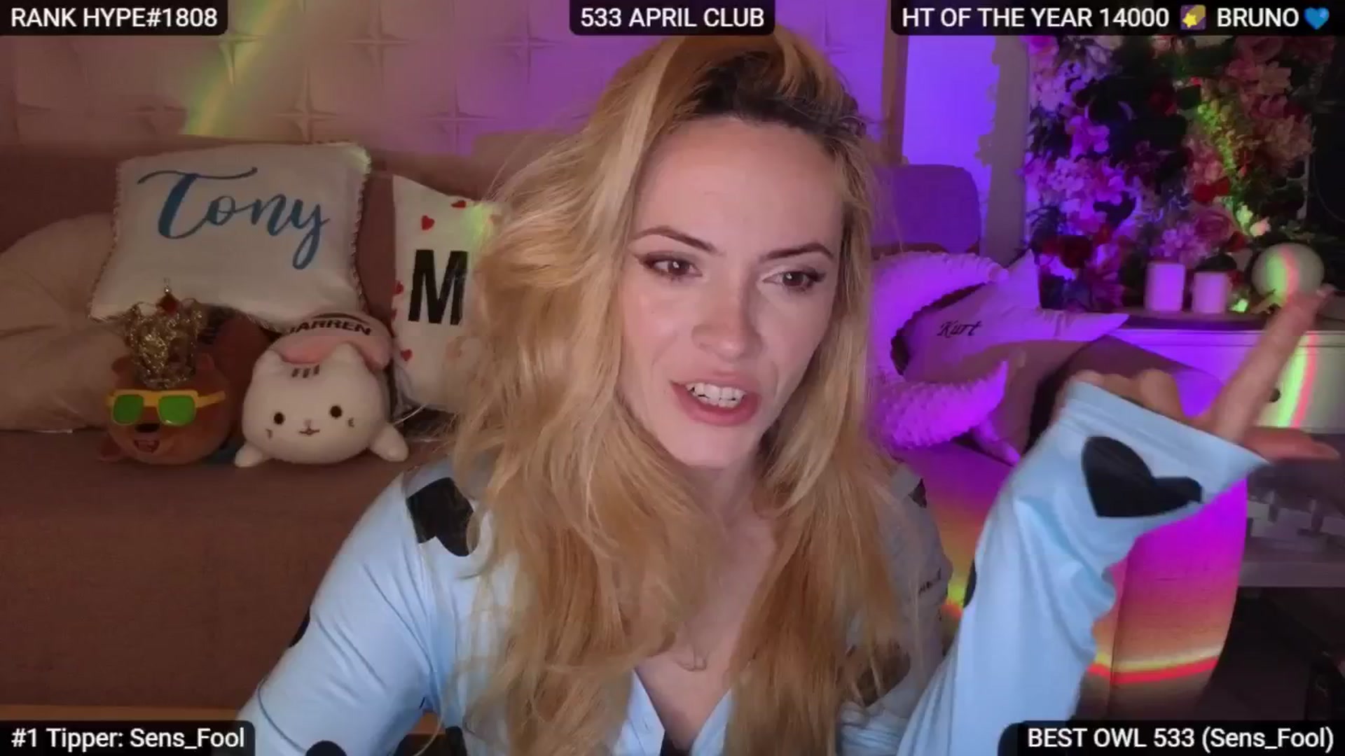 Gallery image thumbnail from Sensationowl_'s myfreecams stream on, 05/02/2025, 05:39 image 10 of 20