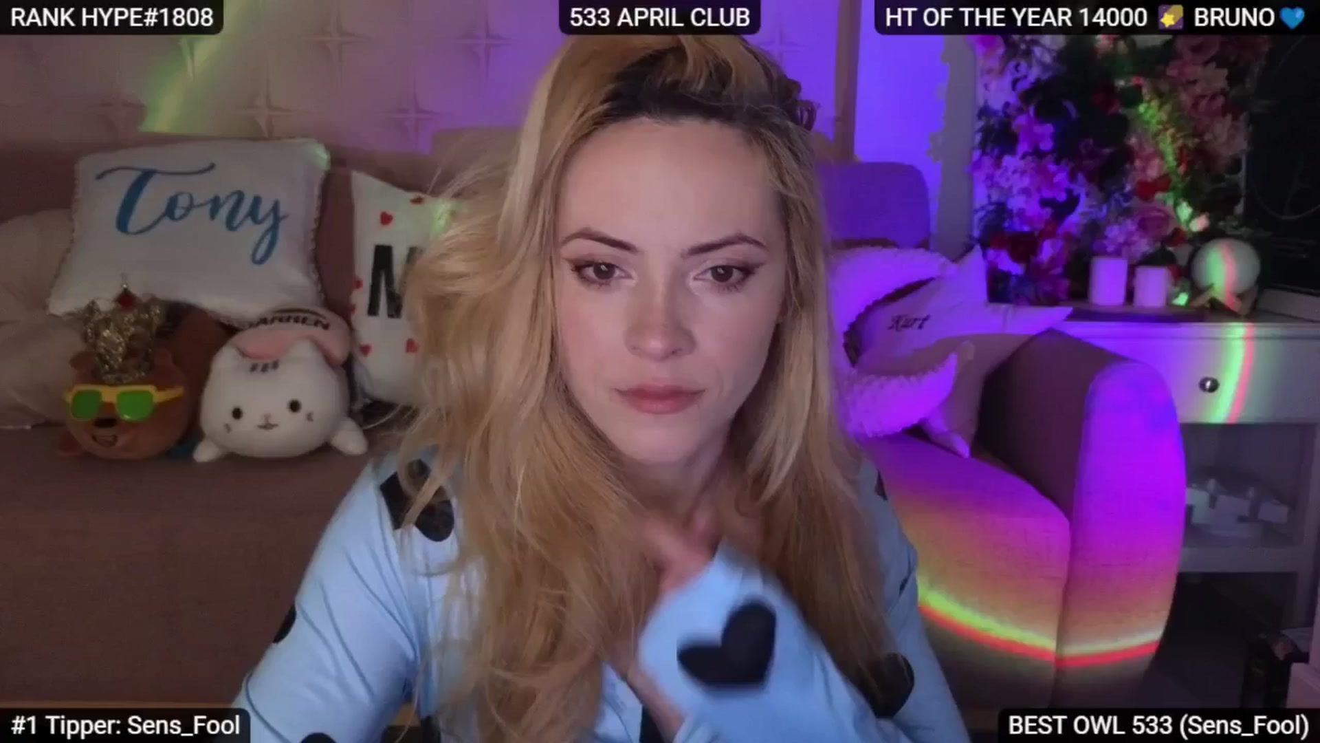 Gallery image thumbnail from Sensationowl_'s myfreecams stream on, 05/02/2025, 05:39 image 9 of 20