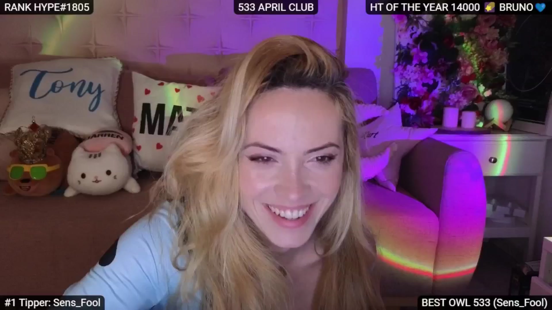 Gallery image thumbnail from Sensationowl_'s myfreecams stream on, 05/02/2025, 05:39 image 7 of 20