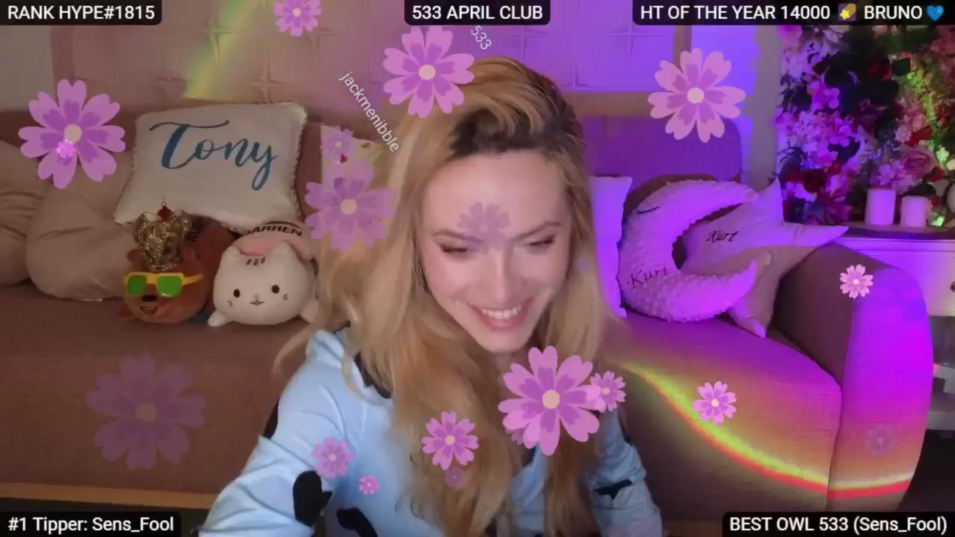 Gallery image thumbnail from Sensationowl_'s myfreecams stream on, 05/02/2025, 05:39 image 19 of 20
