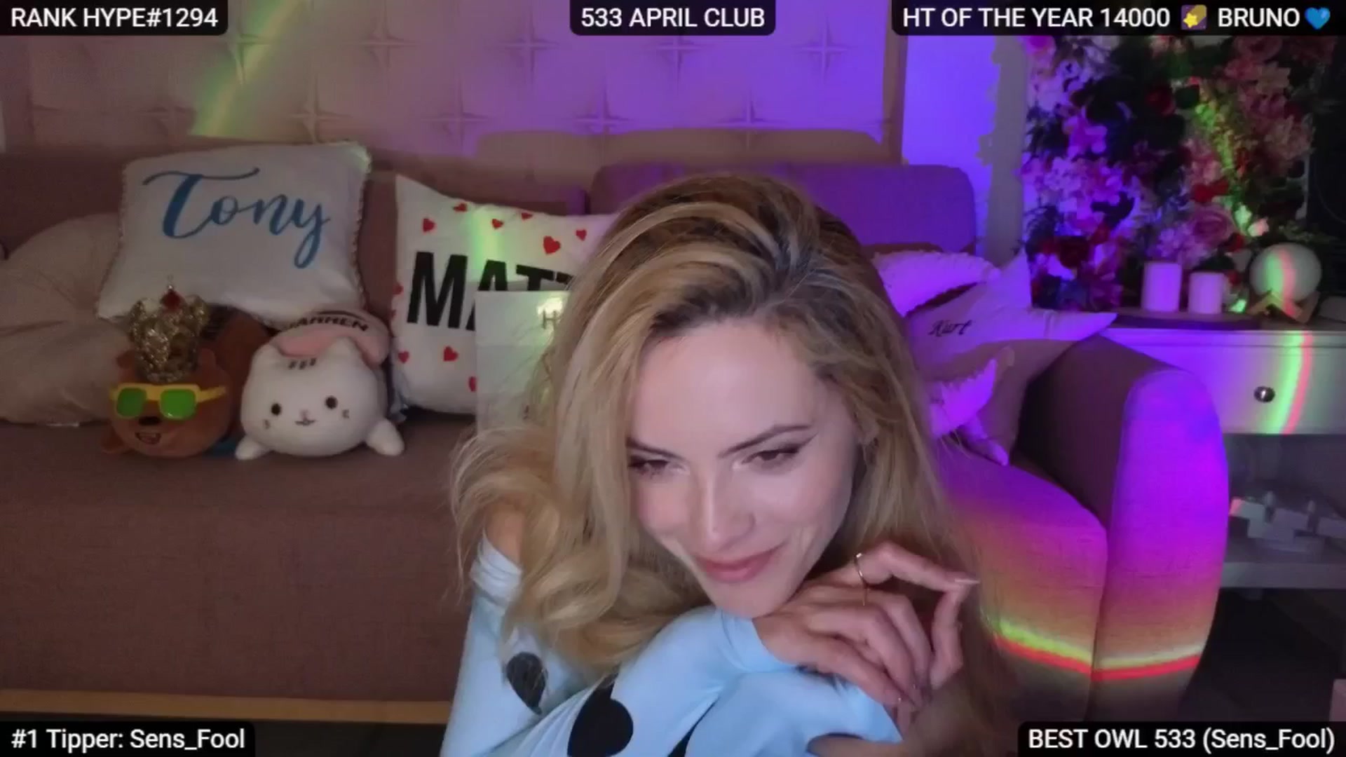 Gallery image thumbnail from Sensationowl_'s myfreecams stream on, 05/02/2025, 06:09 image 13 of 20