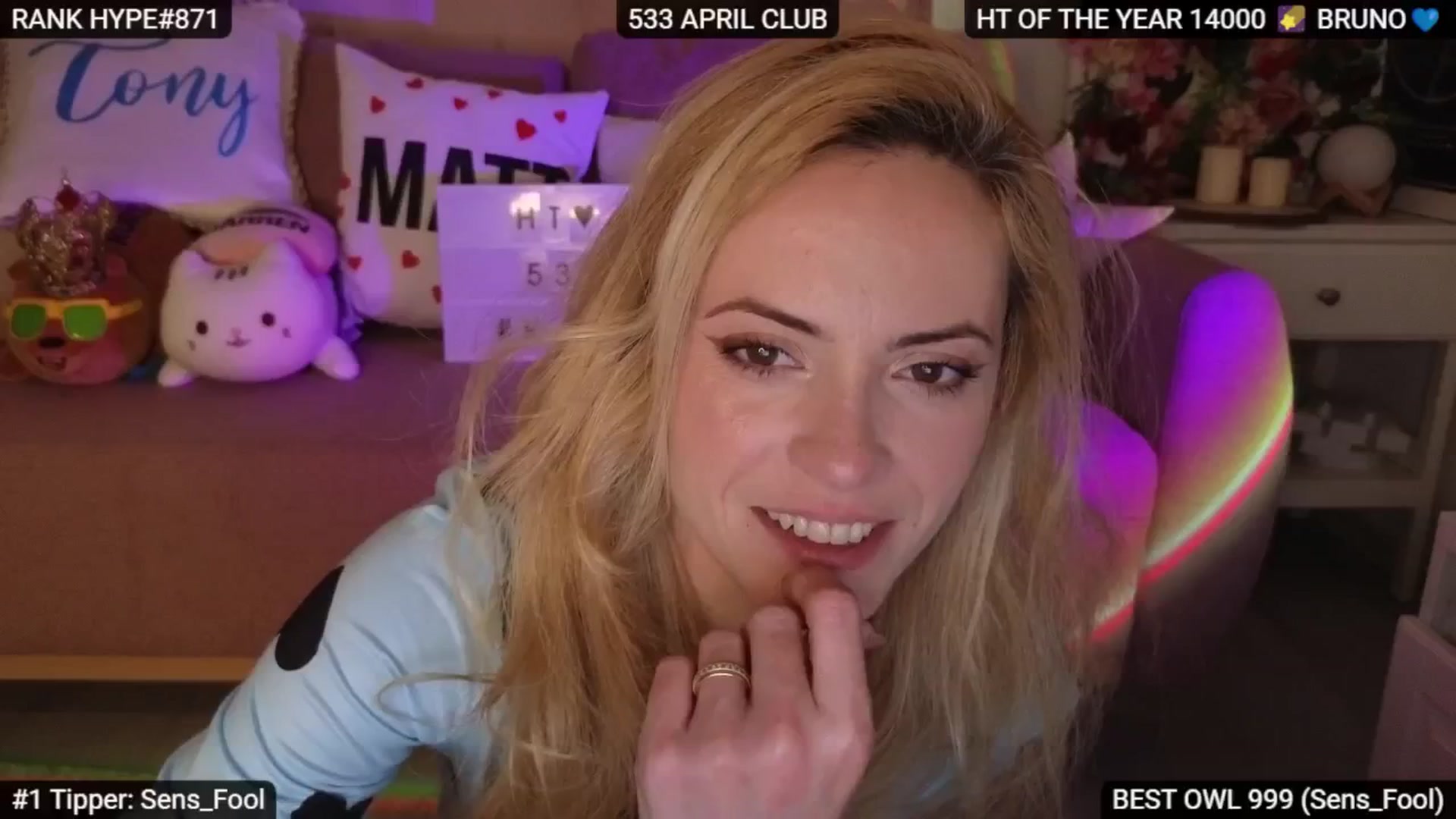 Gallery image thumbnail from Sensationowl_'s myfreecams stream on, 05/02/2025, 06:24 image 20 of 20