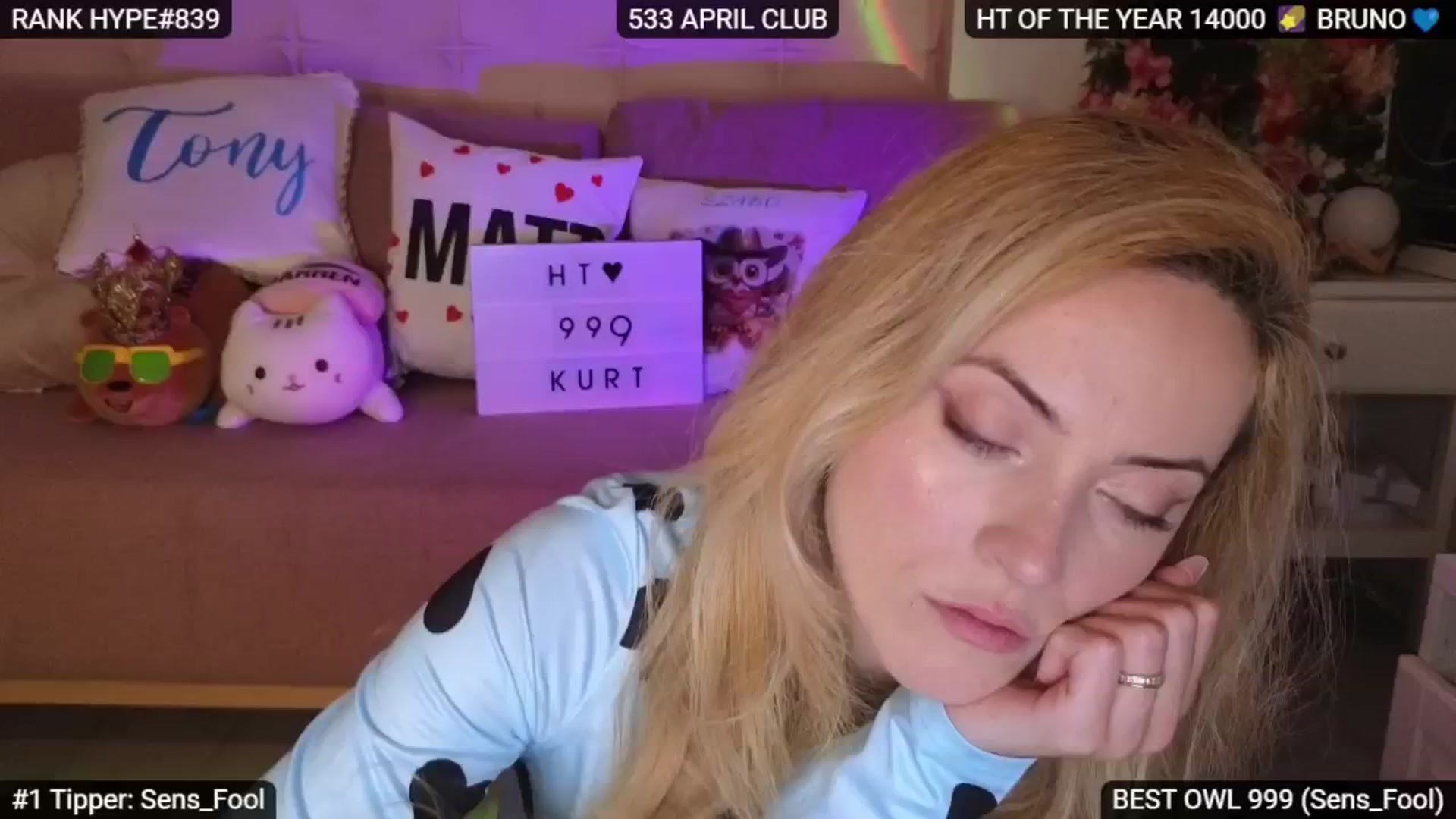 Gallery image thumbnail from Sensationowl_'s myfreecams stream on, 05/02/2025, 06:39 image 19 of 20