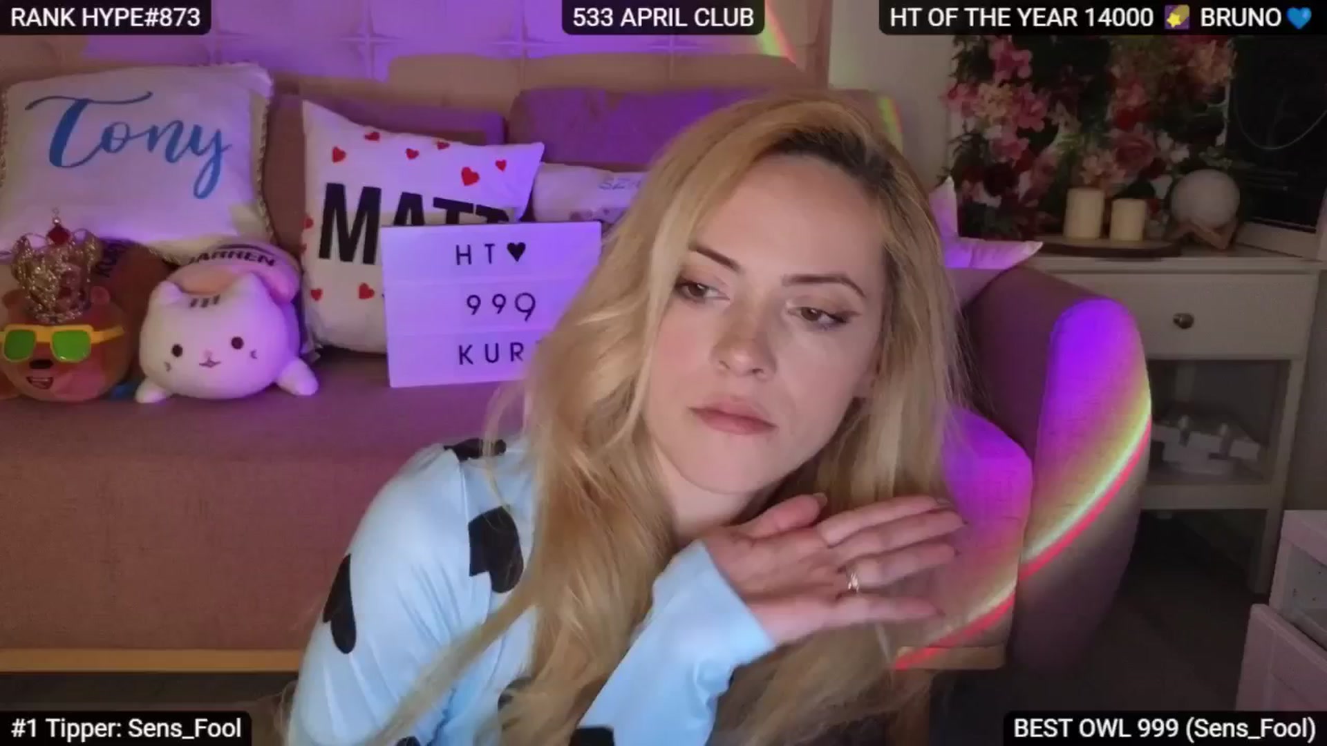 Gallery image thumbnail from Sensationowl_'s myfreecams stream on, 05/02/2025, 06:39 image 9 of 20