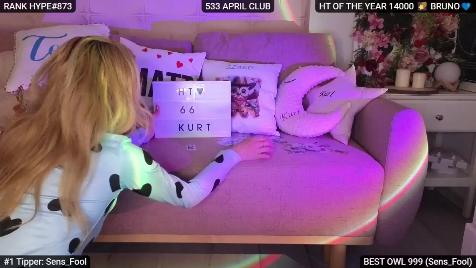 Gallery image thumbnail from Sensationowl_'s myfreecams stream on, 05/02/2025, 06:39 image 6 of 20