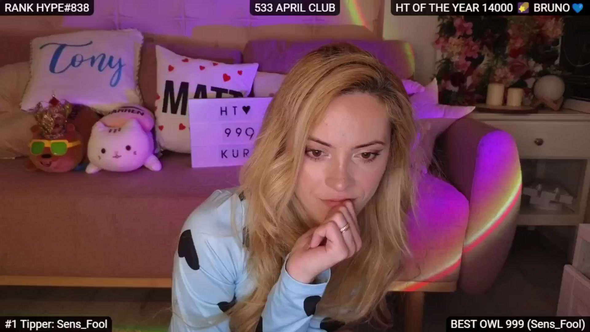 Gallery image thumbnail from Sensationowl_'s myfreecams stream on, 05/02/2025, 06:39 image 16 of 20