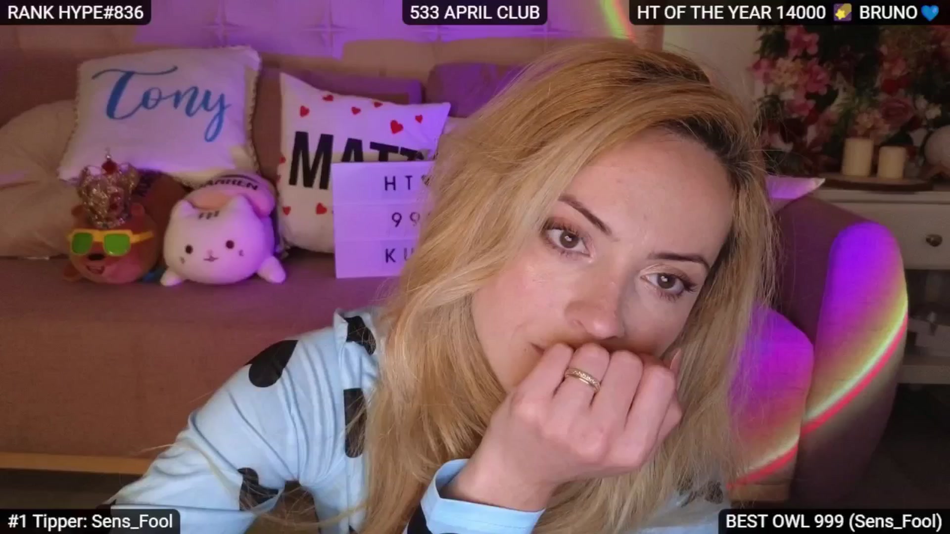 Gallery image thumbnail from Sensationowl_'s myfreecams stream on, 05/02/2025, 06:54 image 18 of 20