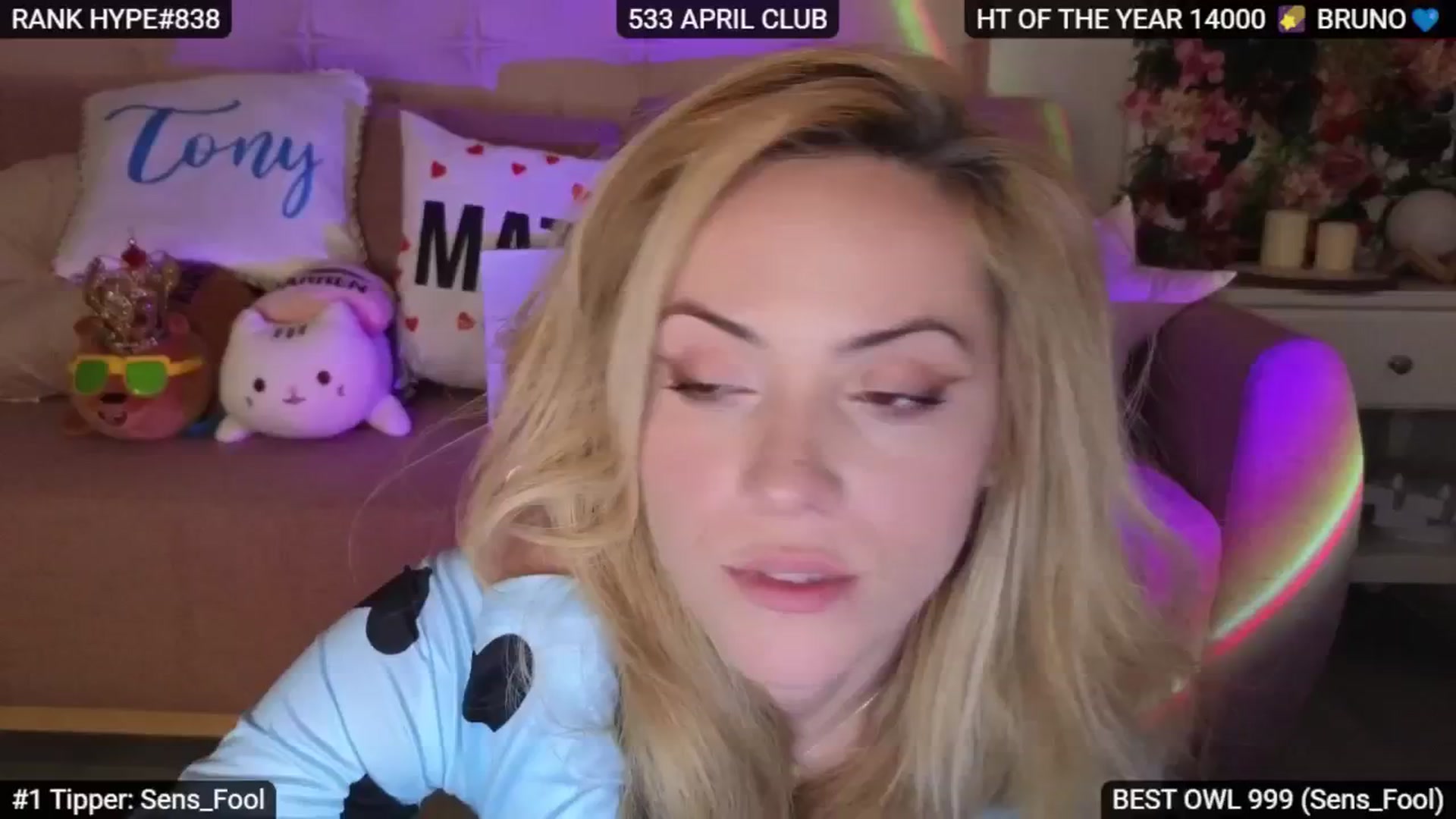 Gallery image thumbnail from Sensationowl_'s myfreecams stream on, 05/02/2025, 07:09 image 2 of 20