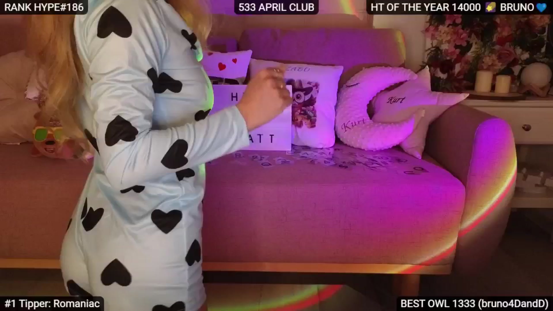 Gallery image thumbnail from Sensationowl_'s myfreecams stream on, 05/02/2025, 07:54 image 10 of 20