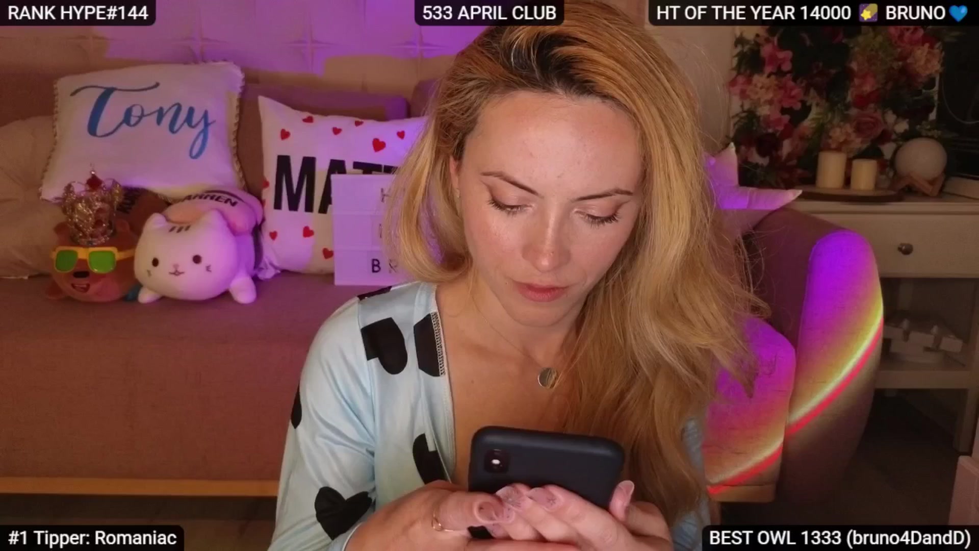 Gallery image thumbnail from Sensationowl_'s myfreecams stream on, 05/02/2025, 08:54 image 18 of 20
