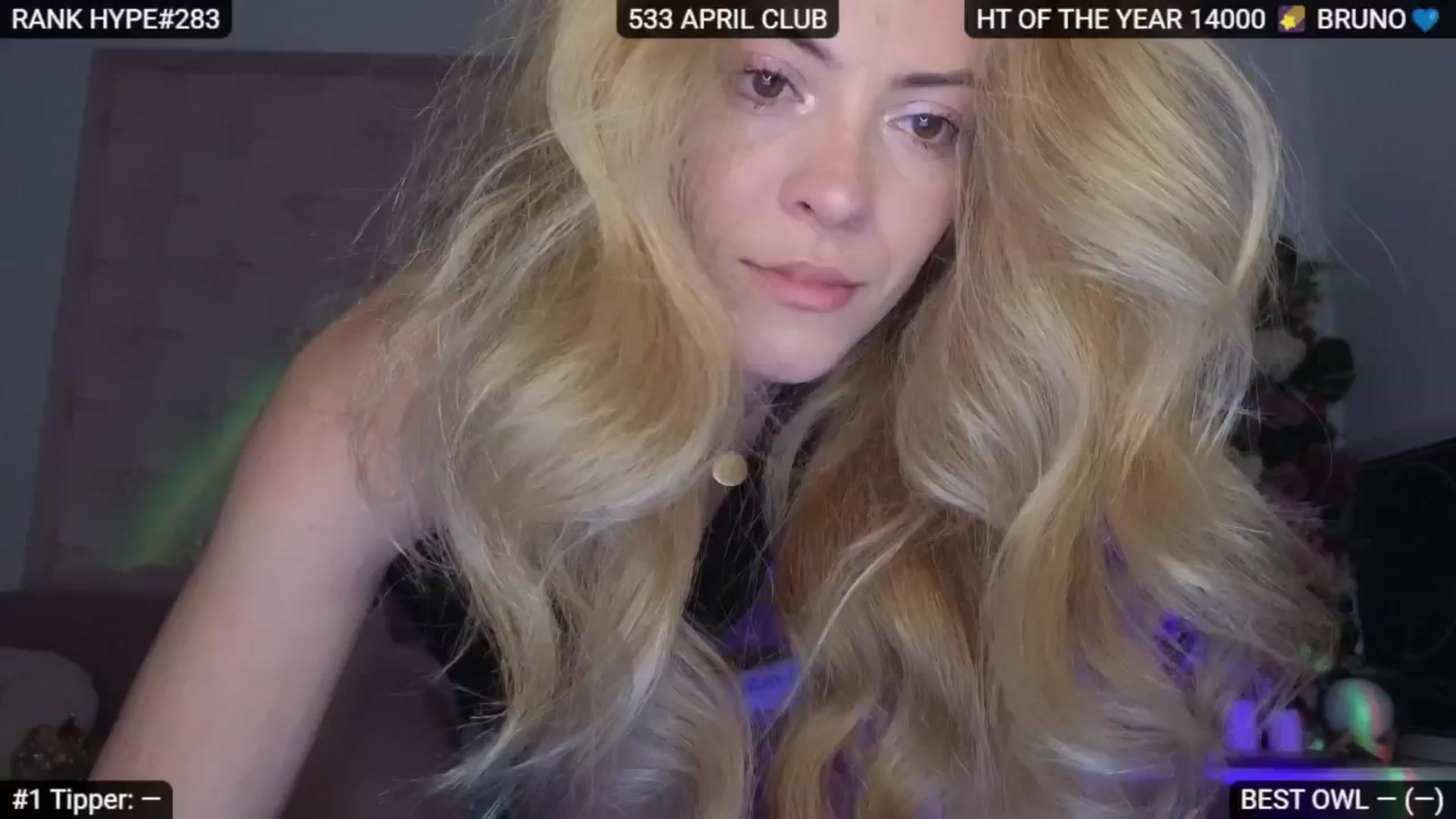 Gallery image thumbnail from Sensationowl_'s myfreecams stream on, 05/03/2025, 04:40 image 4 of 20