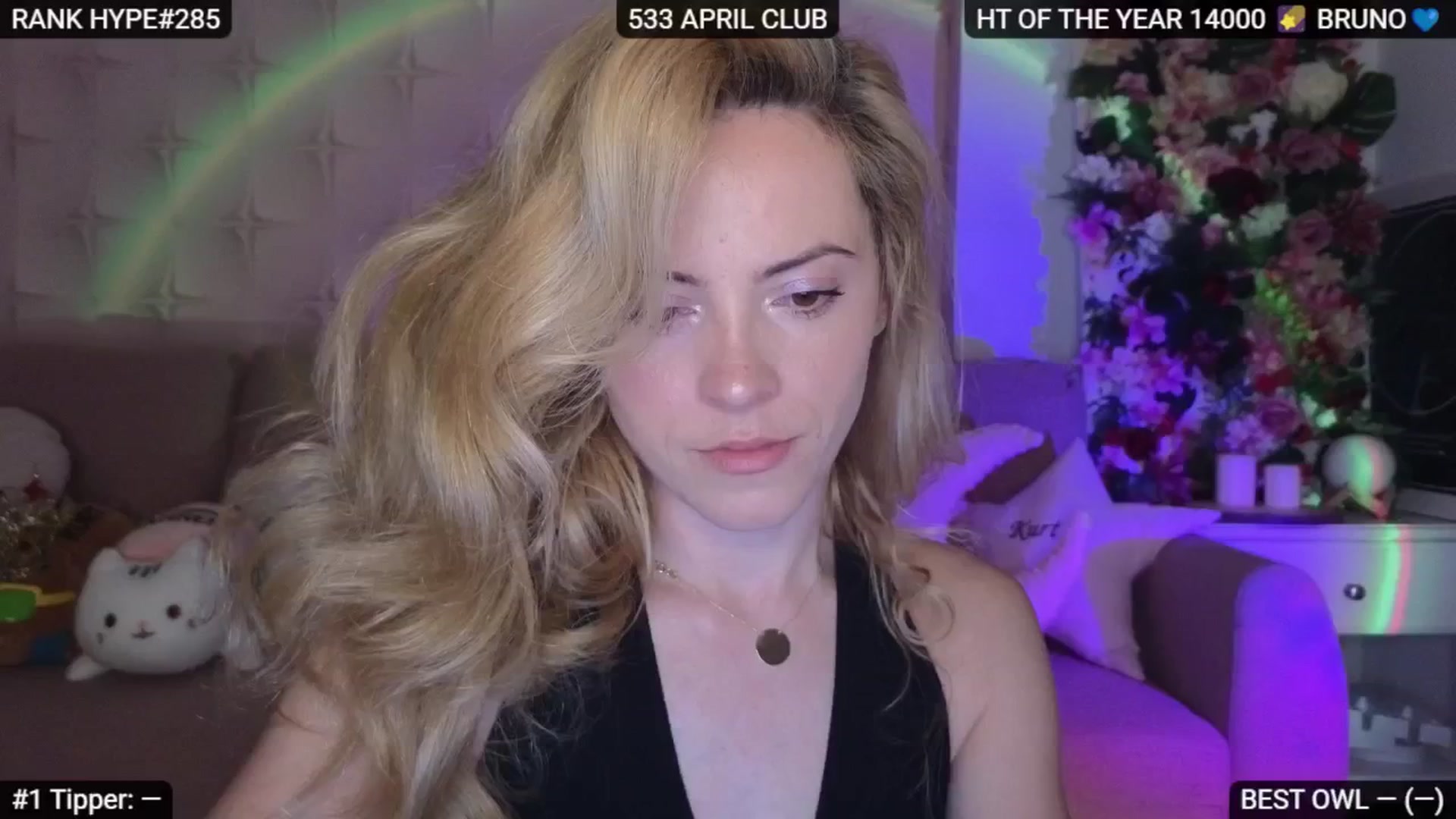 Gallery image thumbnail from Sensationowl_'s myfreecams stream on, 05/03/2025, 04:40 image 5 of 20