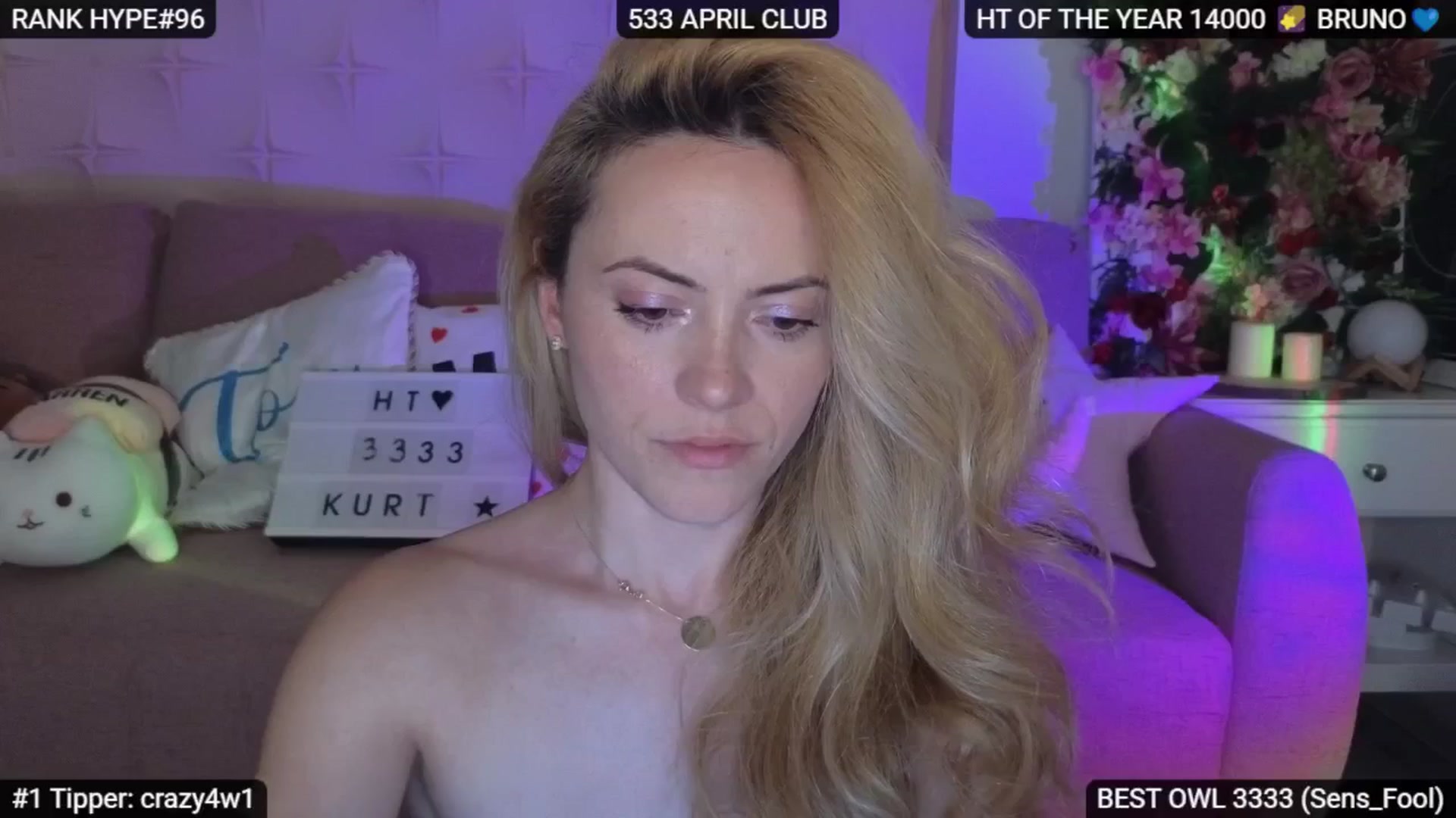 Gallery image thumbnail from Sensationowl_'s myfreecams stream on, 05/03/2025, 06:11 image 20 of 20