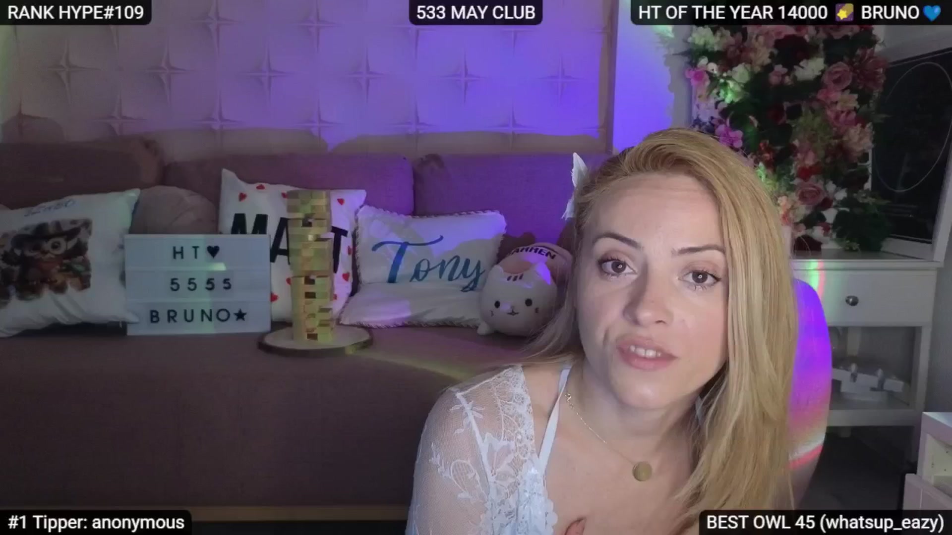 Gallery image thumbnail from Sensationowl_'s myfreecams stream on, 05/11/2025, 08:11 image 9 of 20