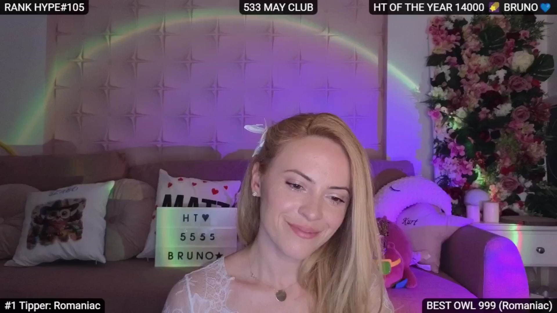 Gallery image thumbnail from Sensationowl_'s myfreecams stream on, 05/11/2025, 08:11 image 14 of 20