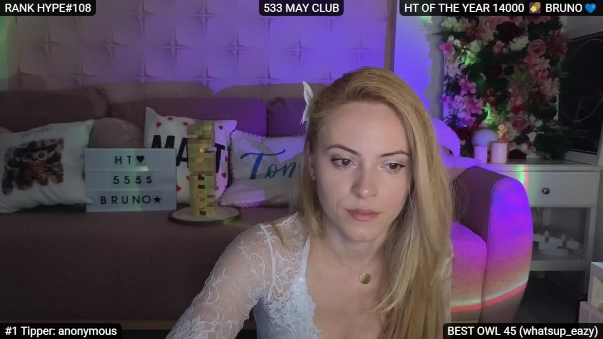 Gallery image thumbnail from Sensationowl_'s myfreecams stream on, 05/11/2025, 08:11 image 7 of 20